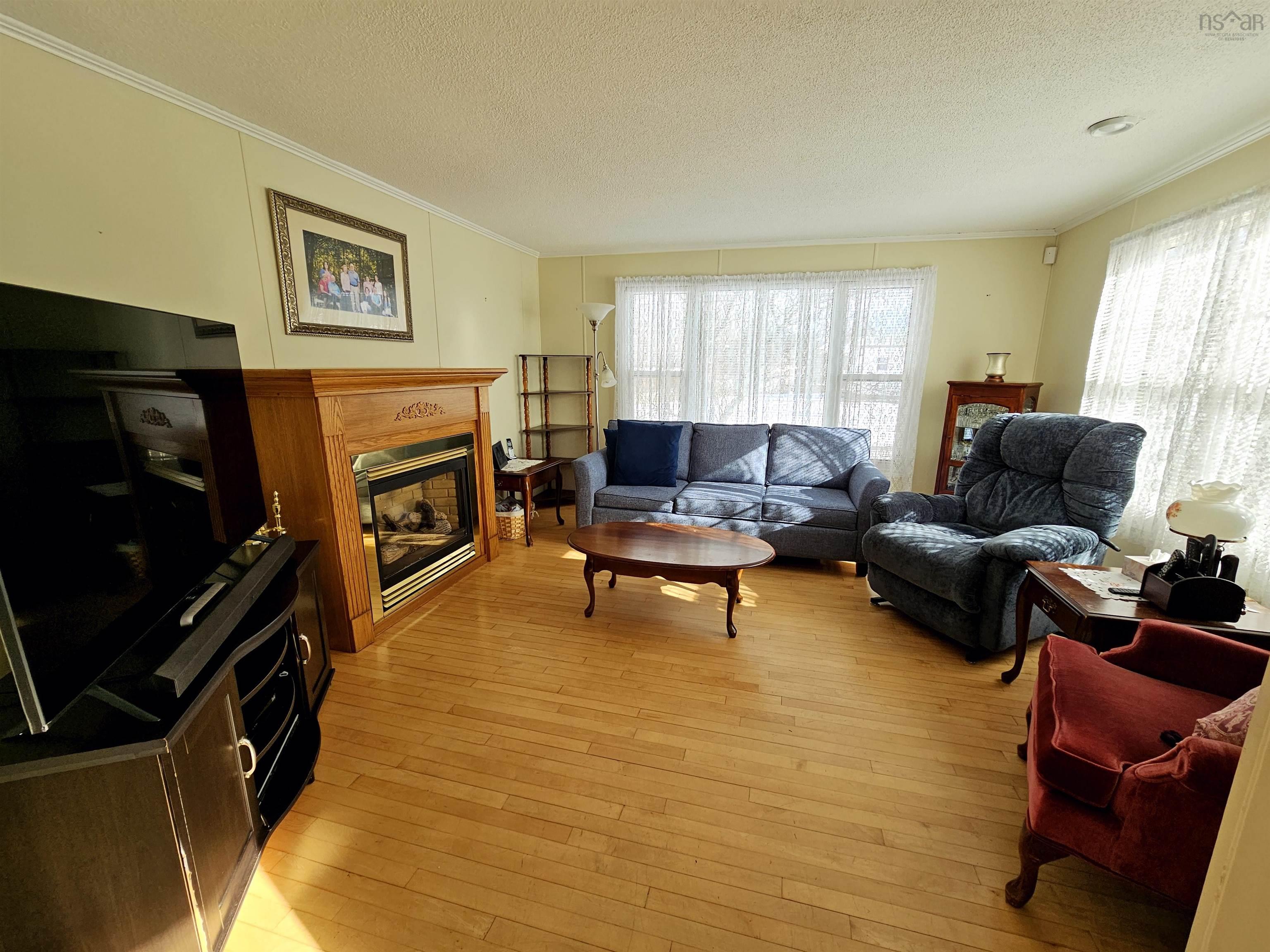 $134,900.00: 11 Vickers Lane, Sydney Mines