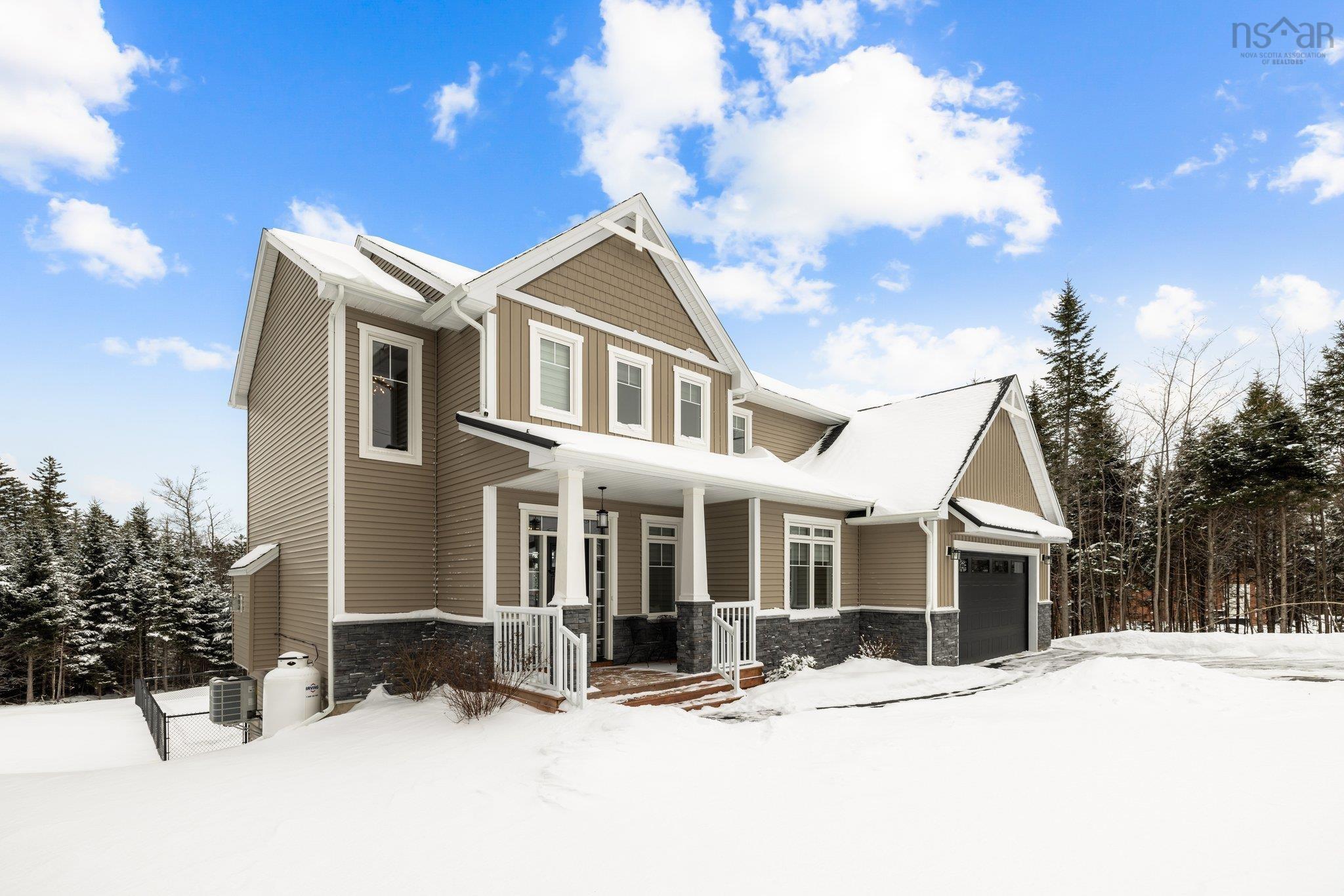 $1,225,000.00: 210 Azure Court, Middle Sackville
