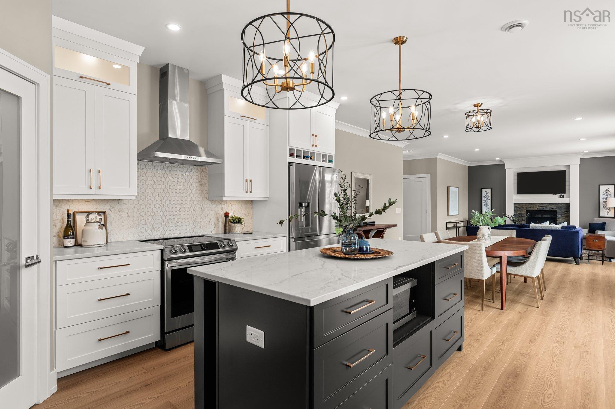 $1,225,000.00: 210 Azure Court, Middle Sackville