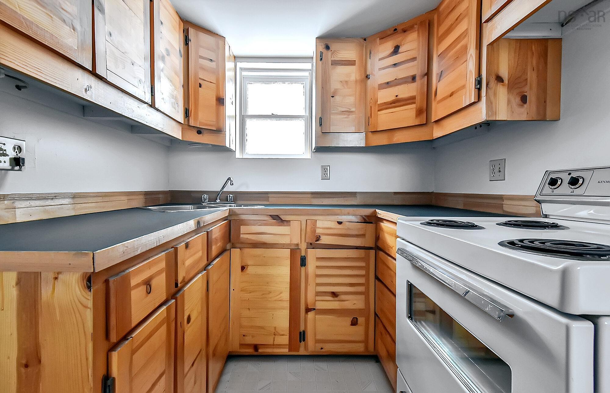 $578,500.00: 27 Fairmount Road, Halifax