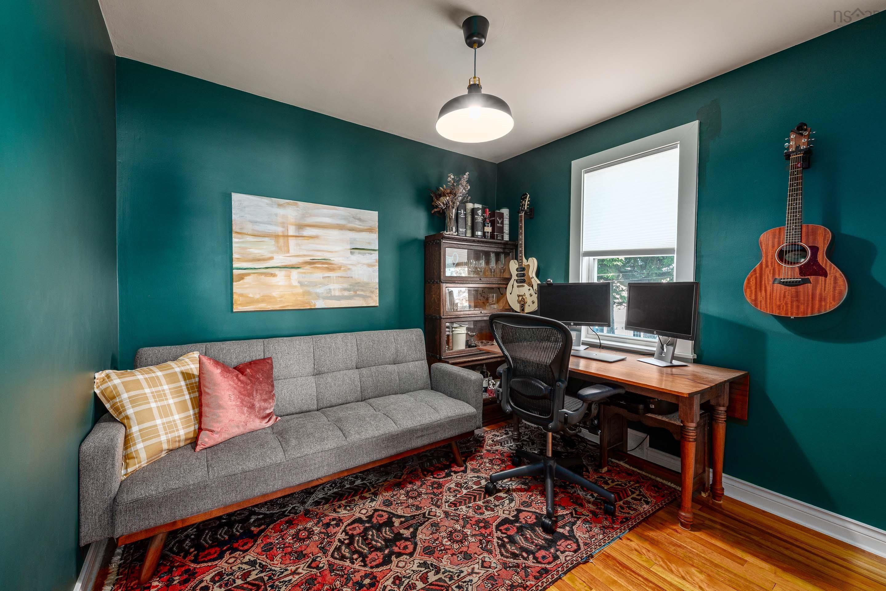$569,000.00: 2 Scott Street, Dartmouth