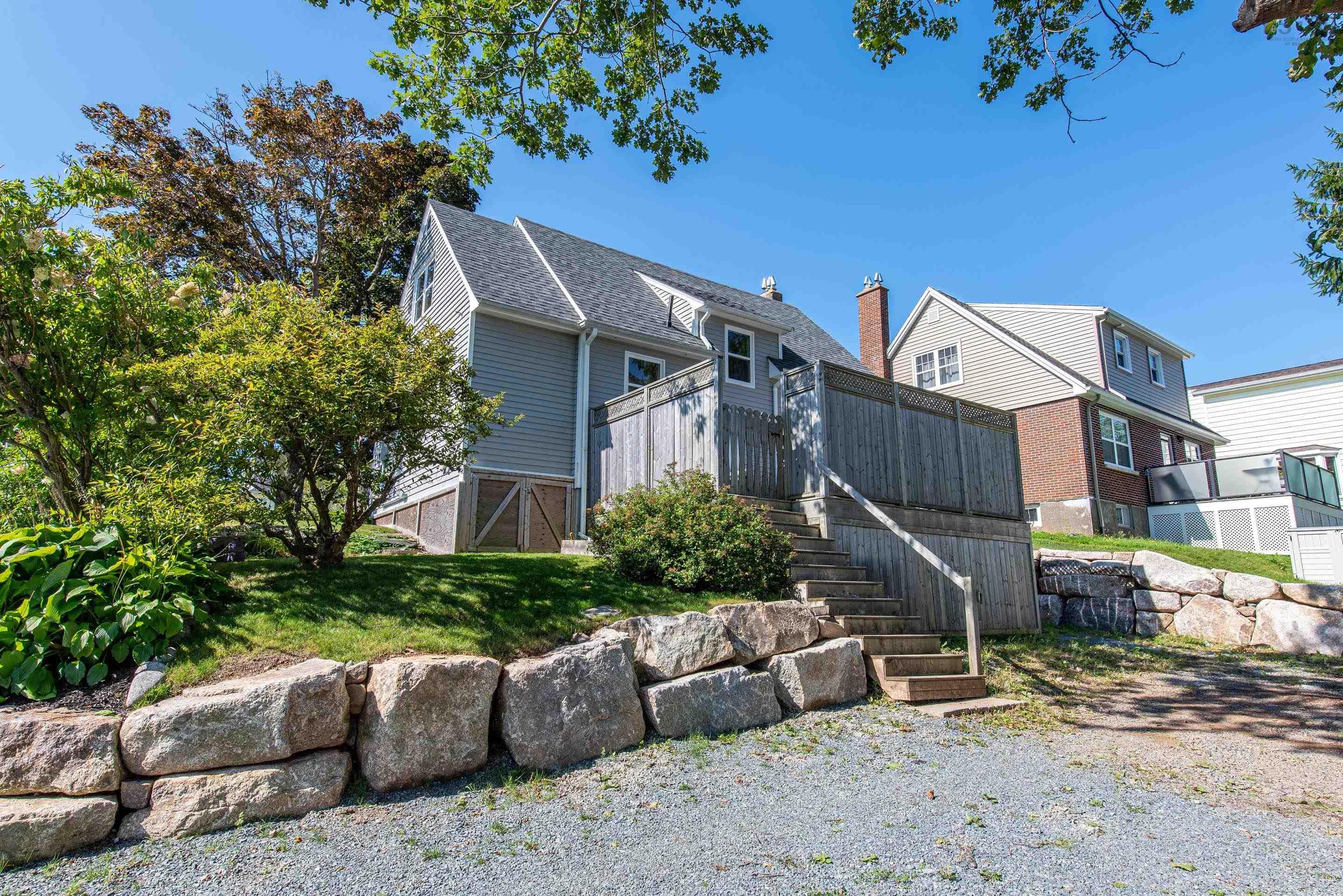 $569,000.00: 2 Scott Street, Dartmouth