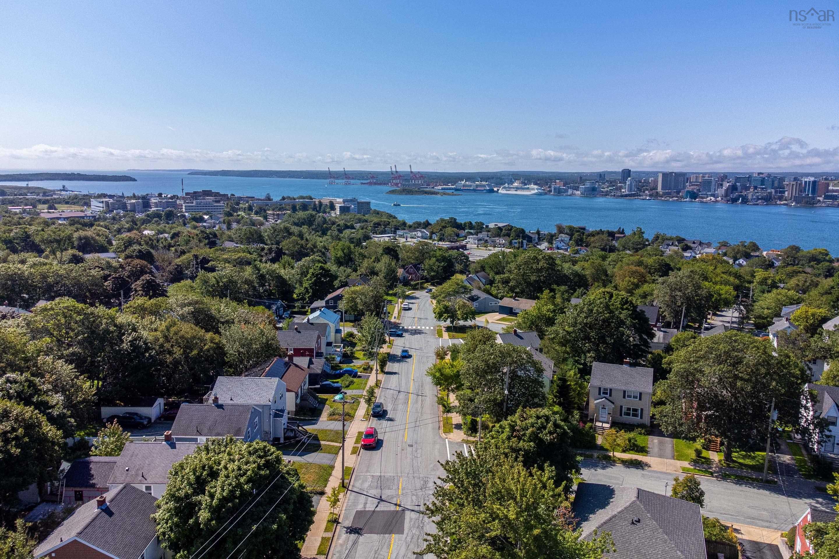 $569,000.00: 2 Scott Street, Dartmouth