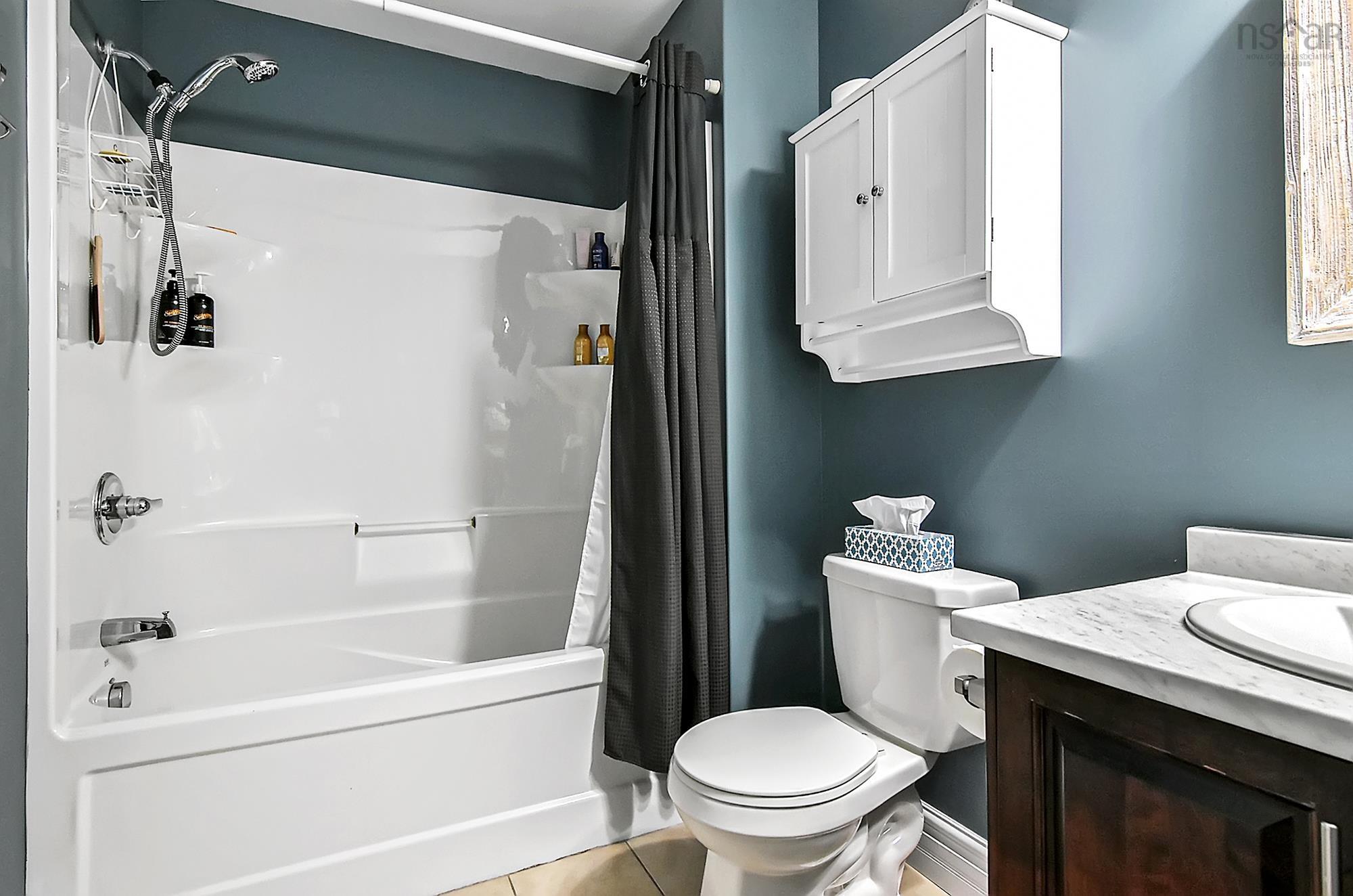 $464,900.00: 411 89 Pebblecreek Crescent, Dartmouth