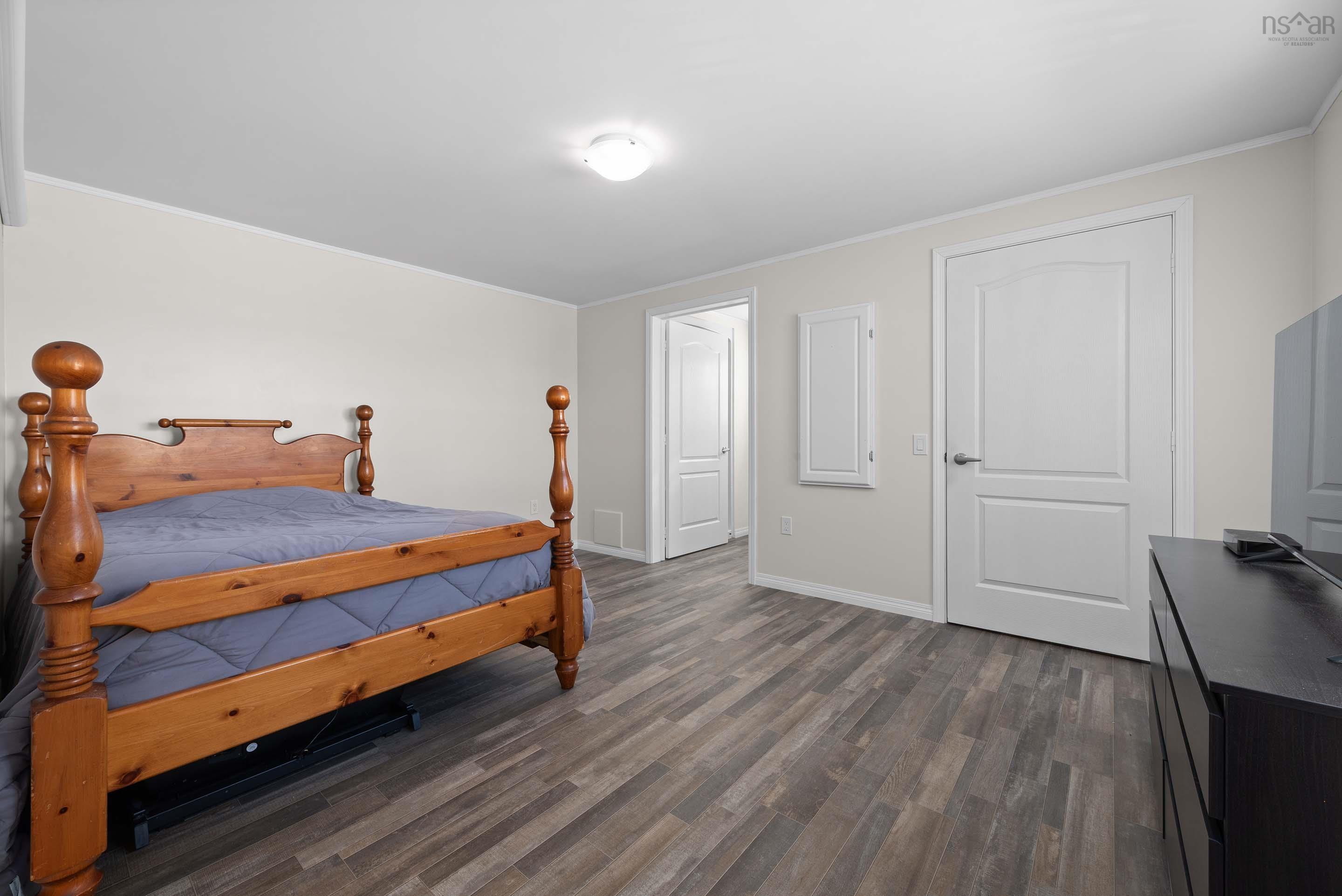 $279,900.00: 276 Parklane Drive, Lower Sackville