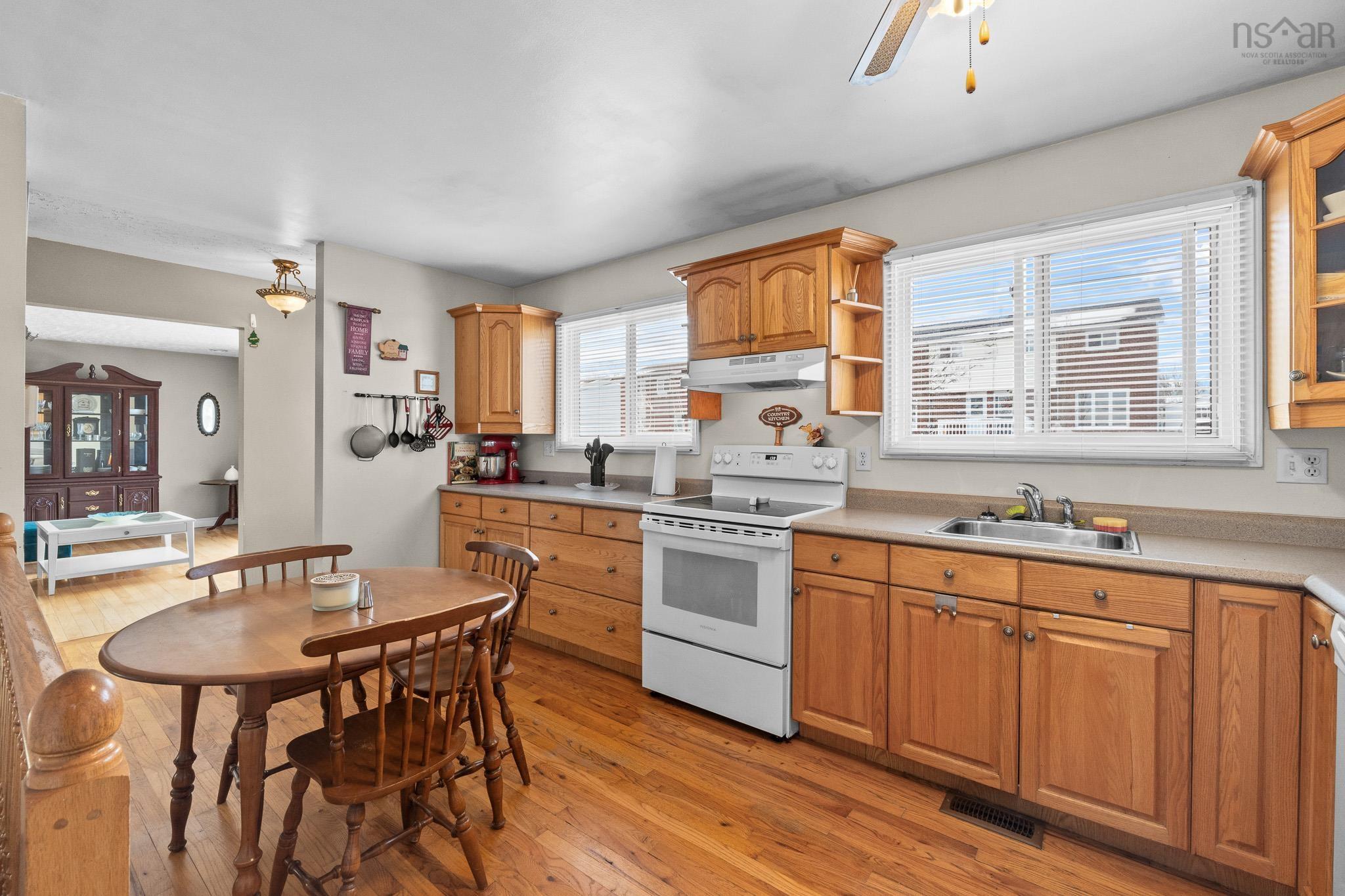 $424,900.00: 30 Leacock Court, Cole Harbour