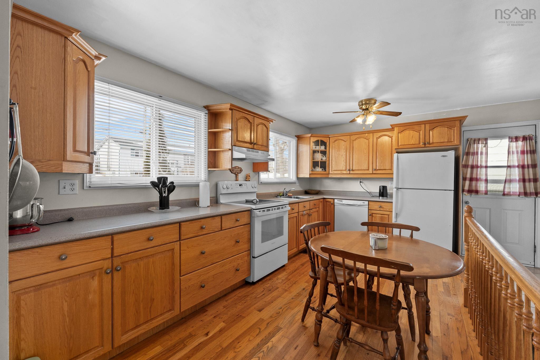 $424,900.00: 30 Leacock Court, Cole Harbour