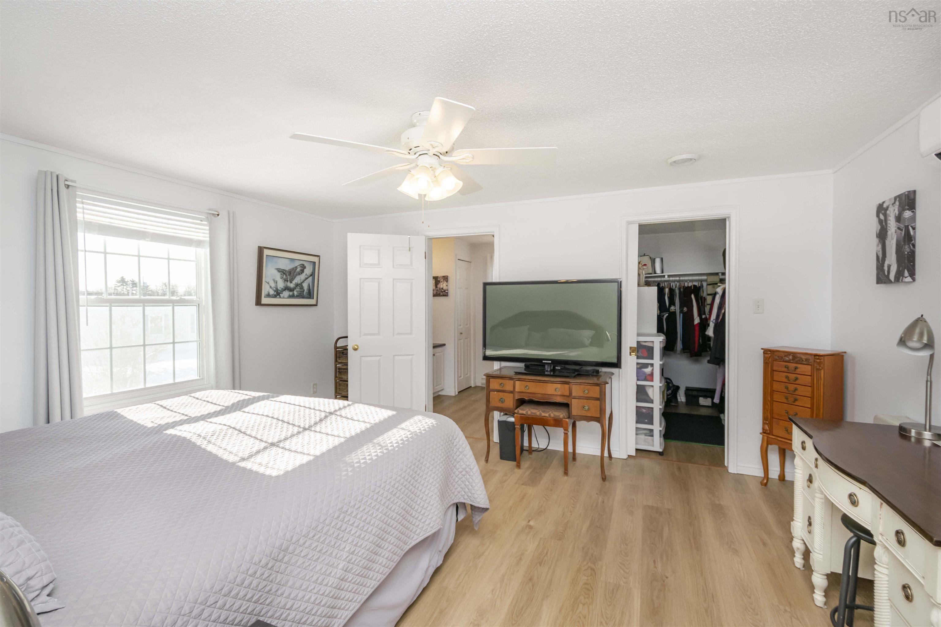 $259,900.00: 117 Sherbrooke Avenue, Bridgewater