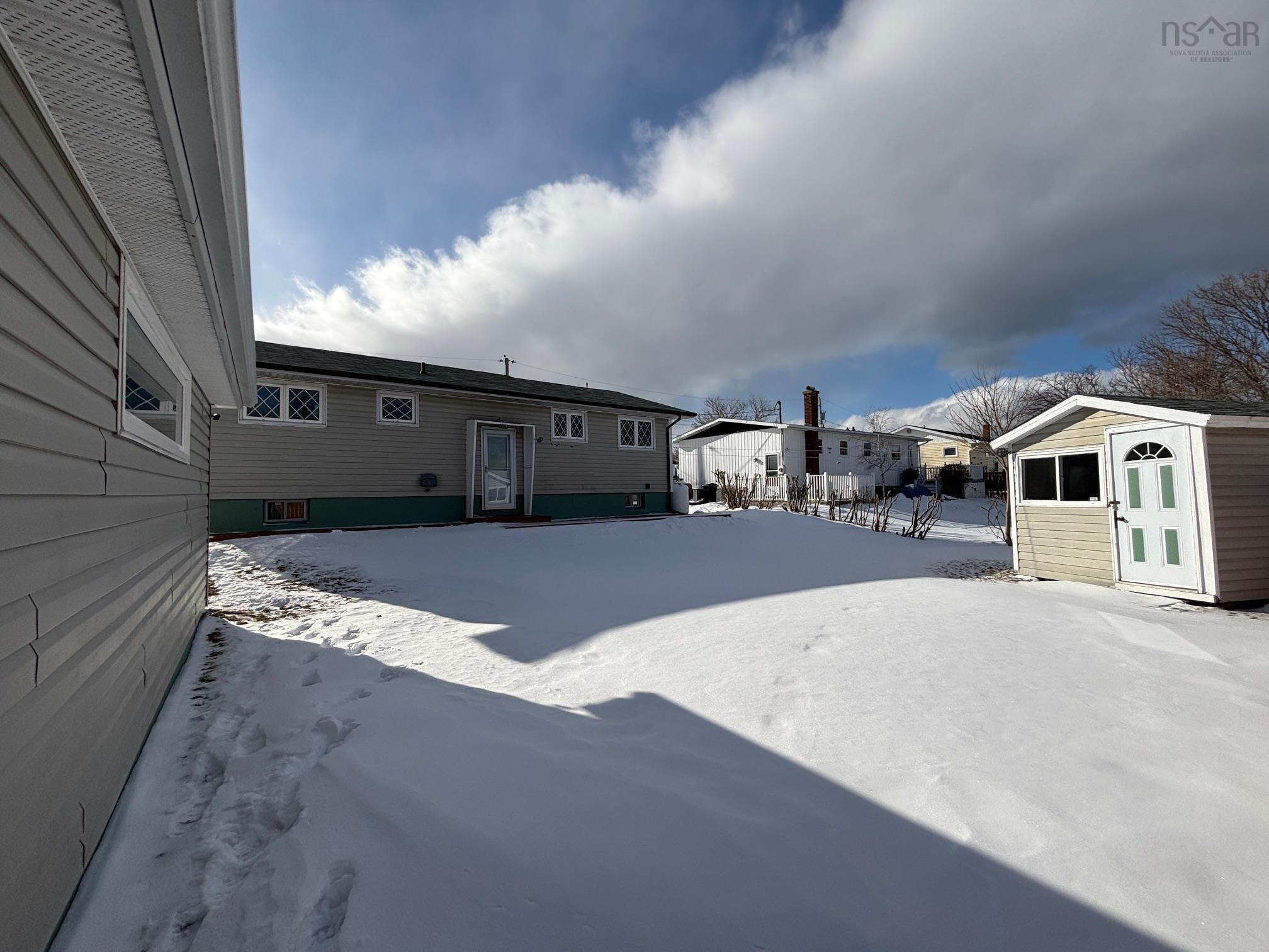 $319,900.00: 3165 Sunset Avenue, New Waterford