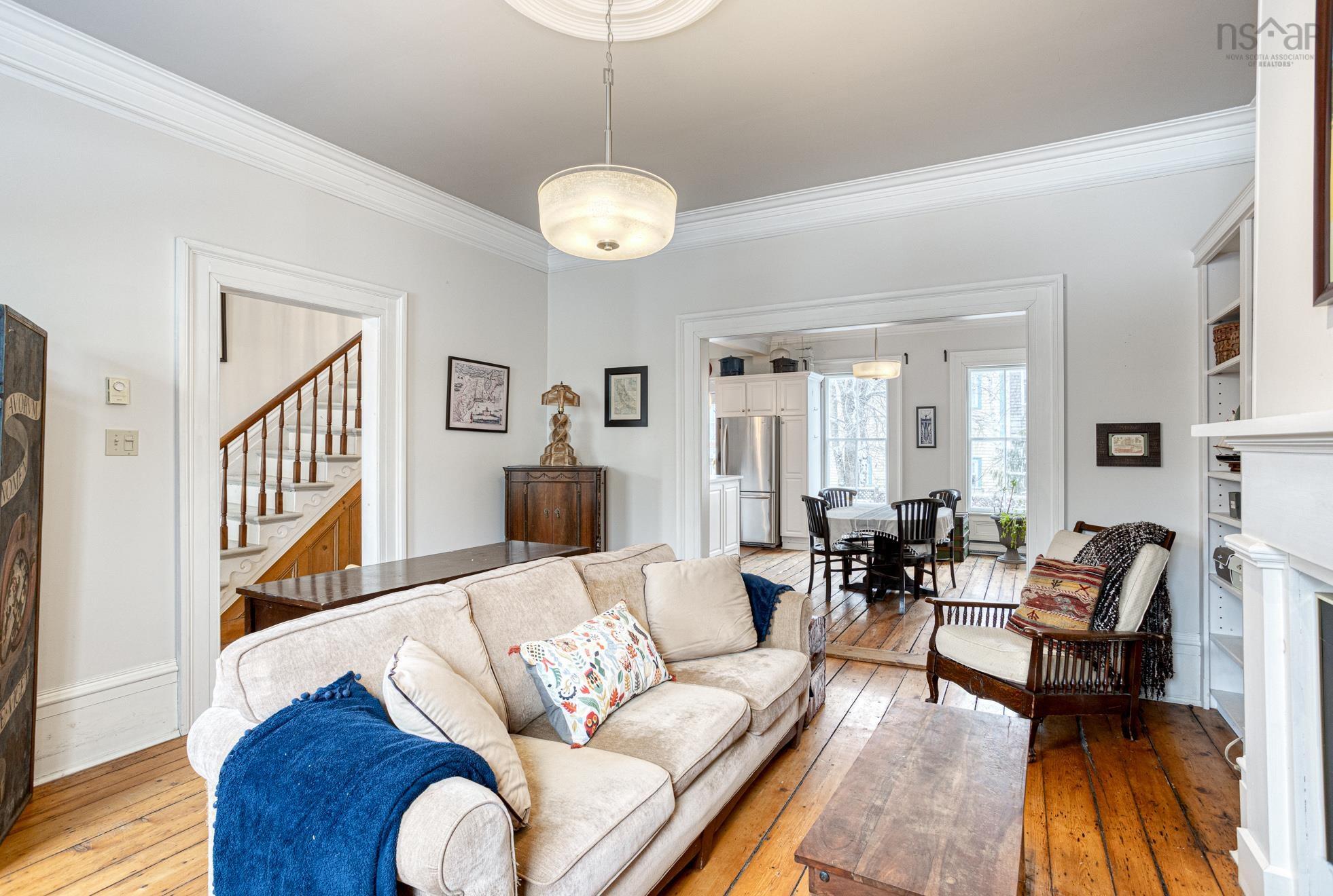 $849,900.00: 2095 Bauer Street, Halifax