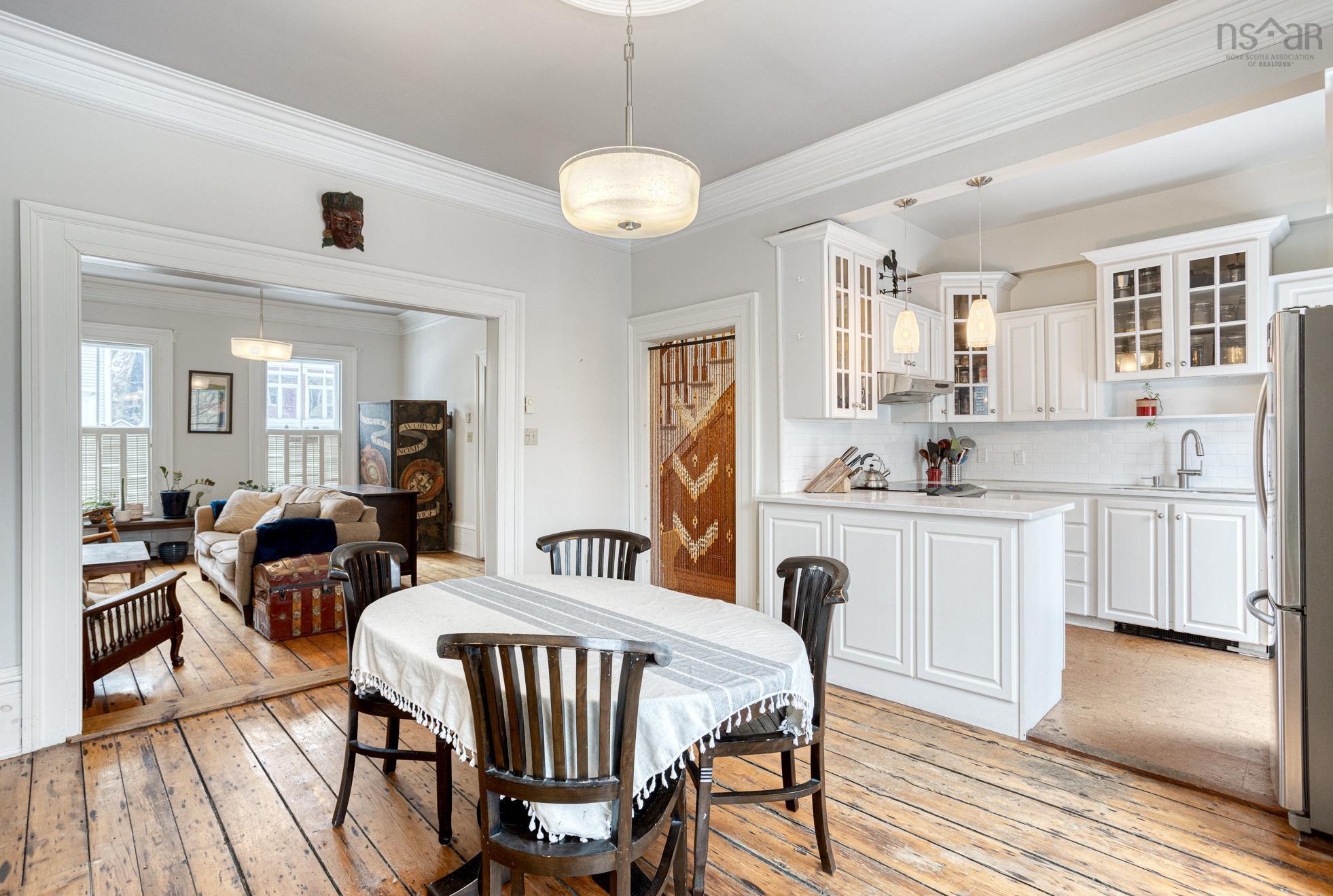 $849,900.00: 2095 Bauer Street, Halifax