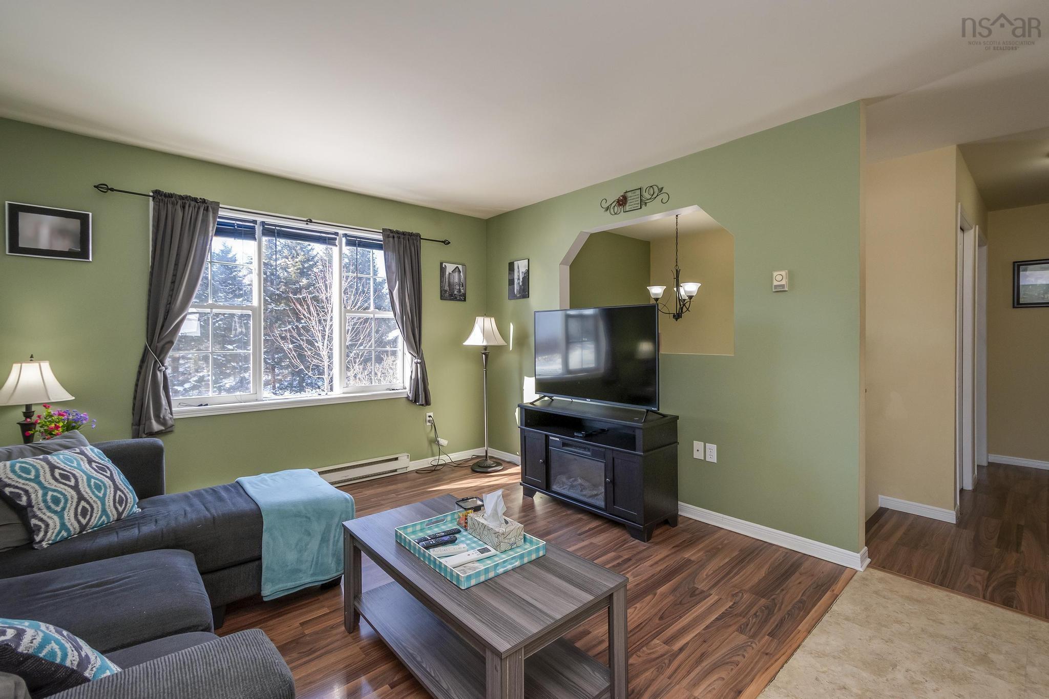 $499,900.00: 108 Forestglen Drive, Timberlea