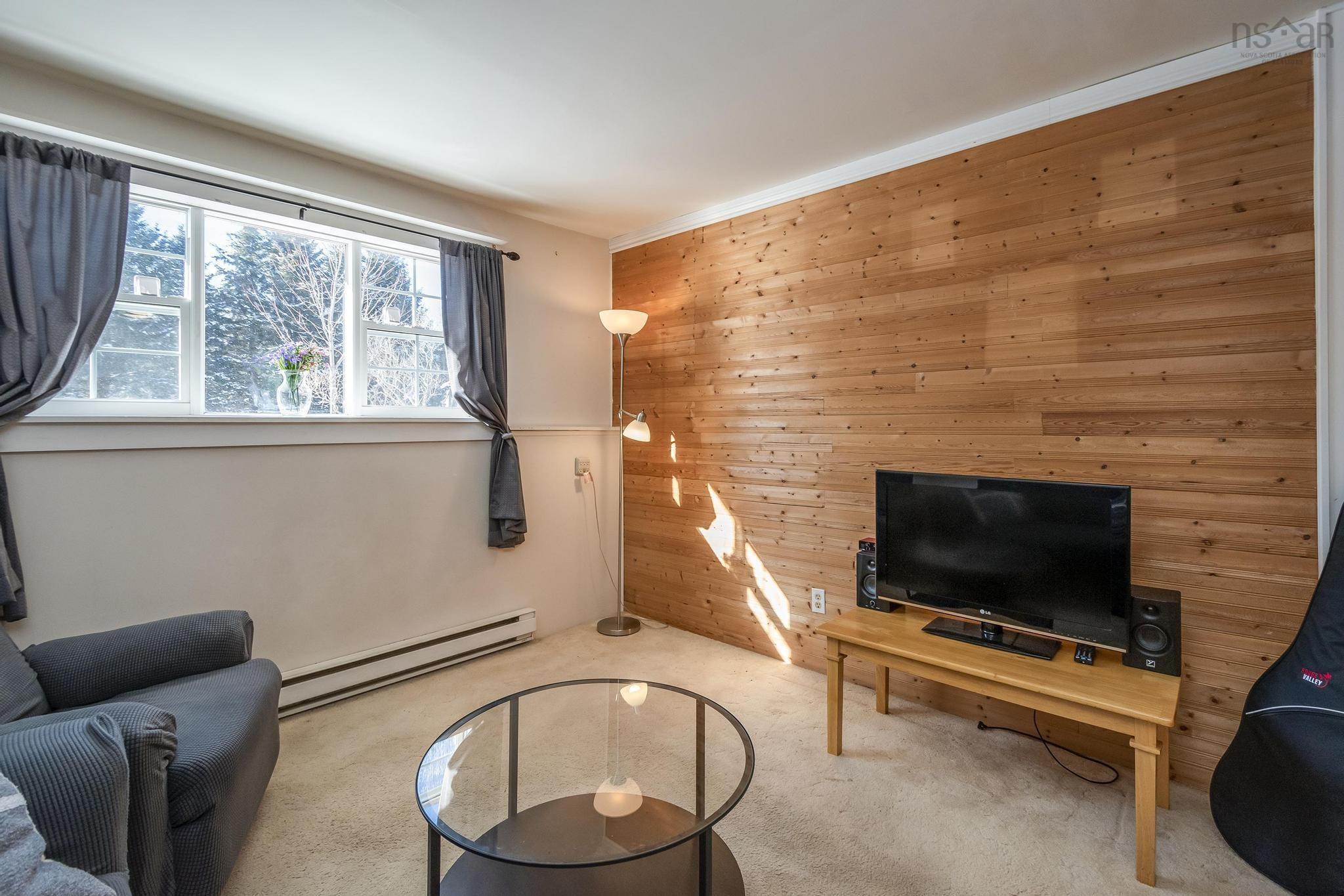$499,900.00: 108 Forestglen Drive, Timberlea