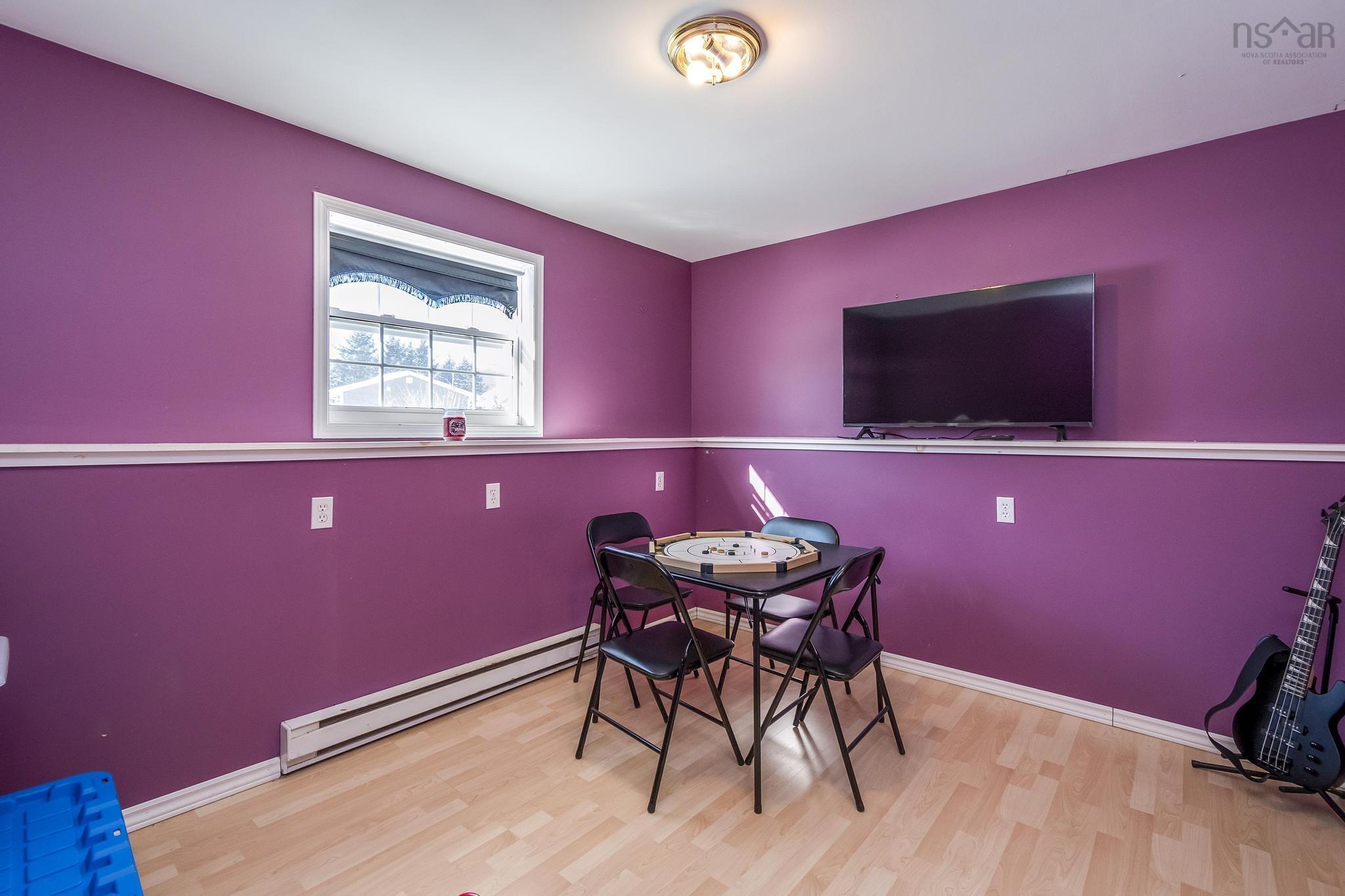 $499,900.00: 108 Forestglen Drive, Timberlea