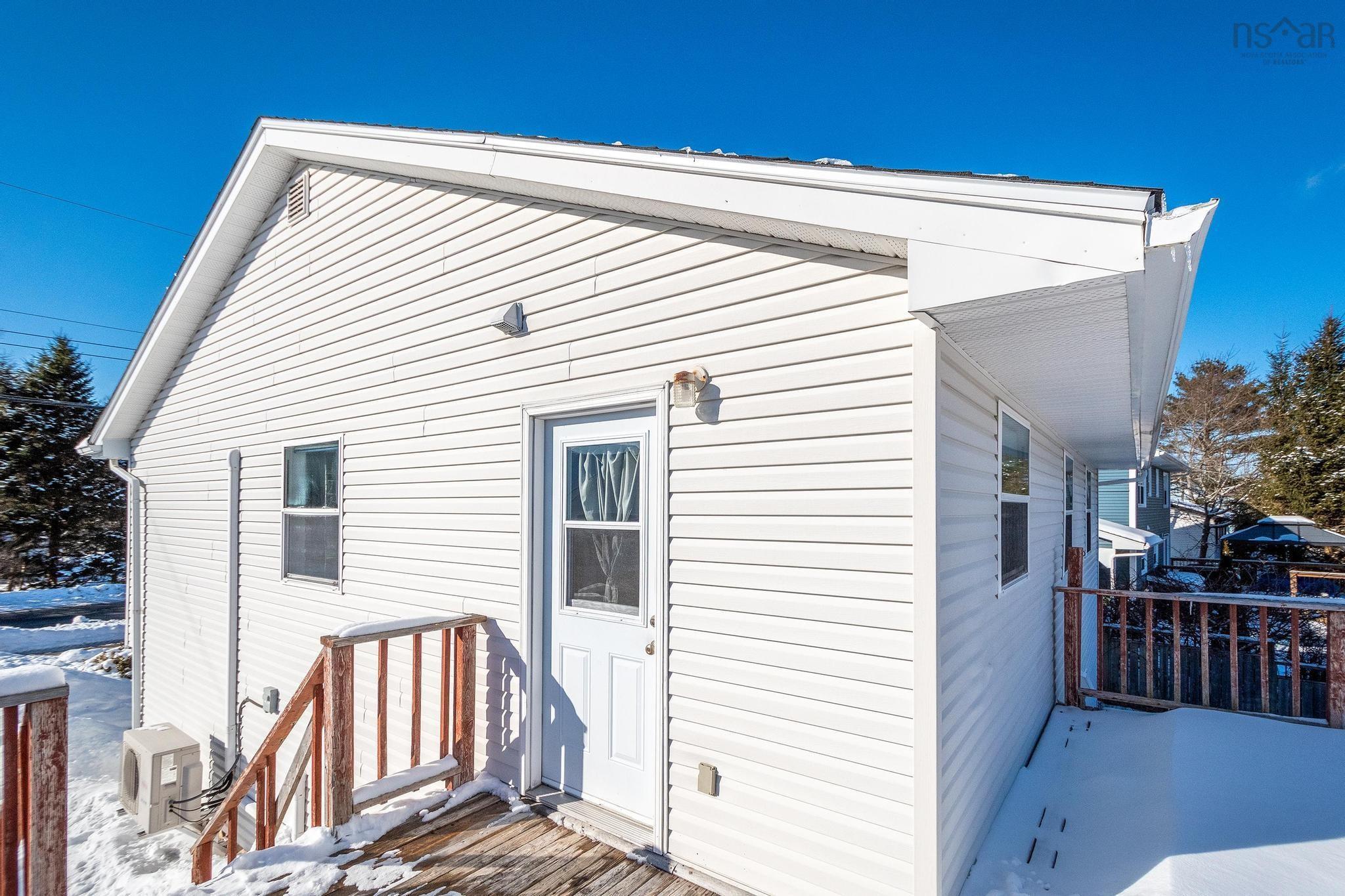 $499,900.00: 108 Forestglen Drive, Timberlea
