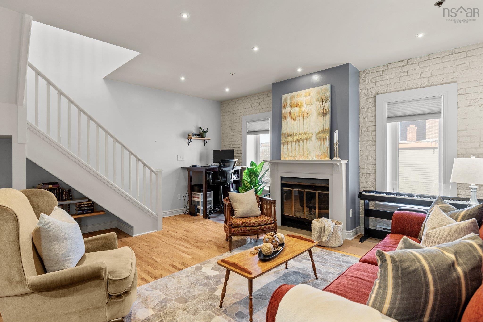 $399,000.00: 9 5254 Green Street, Halifax