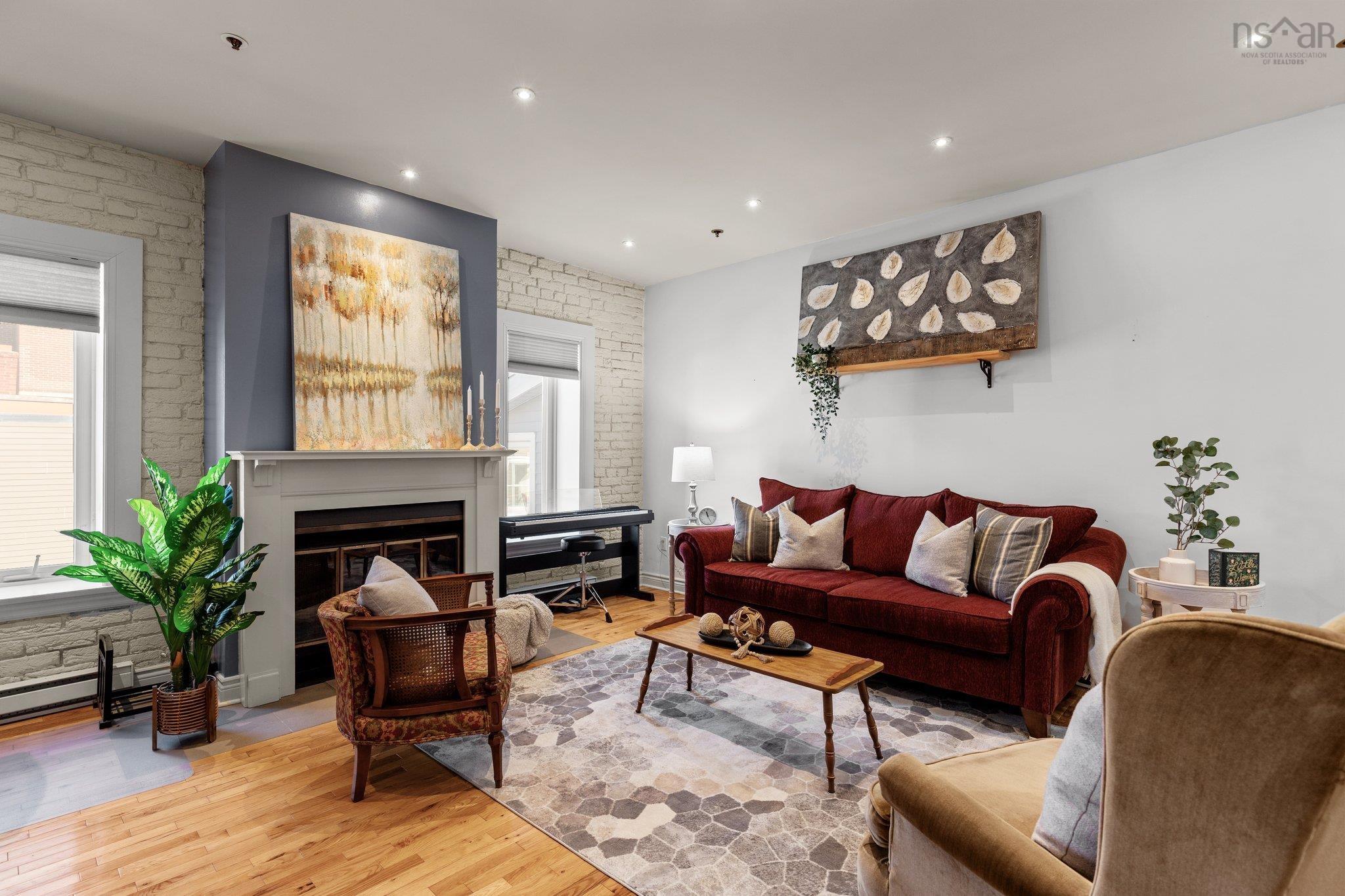 $399,000.00: 9 5254 Green Street, Halifax