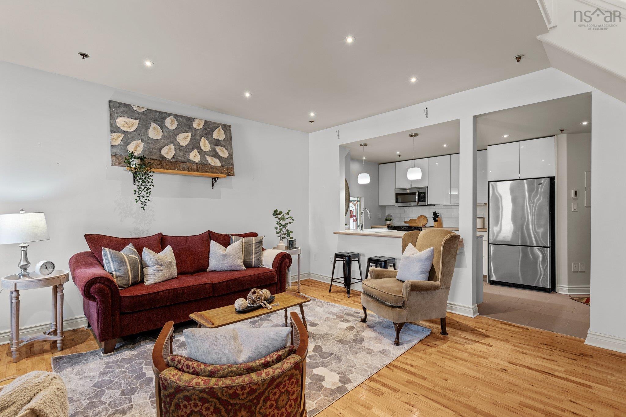 $399,000.00: 9 5254 Green Street, Halifax