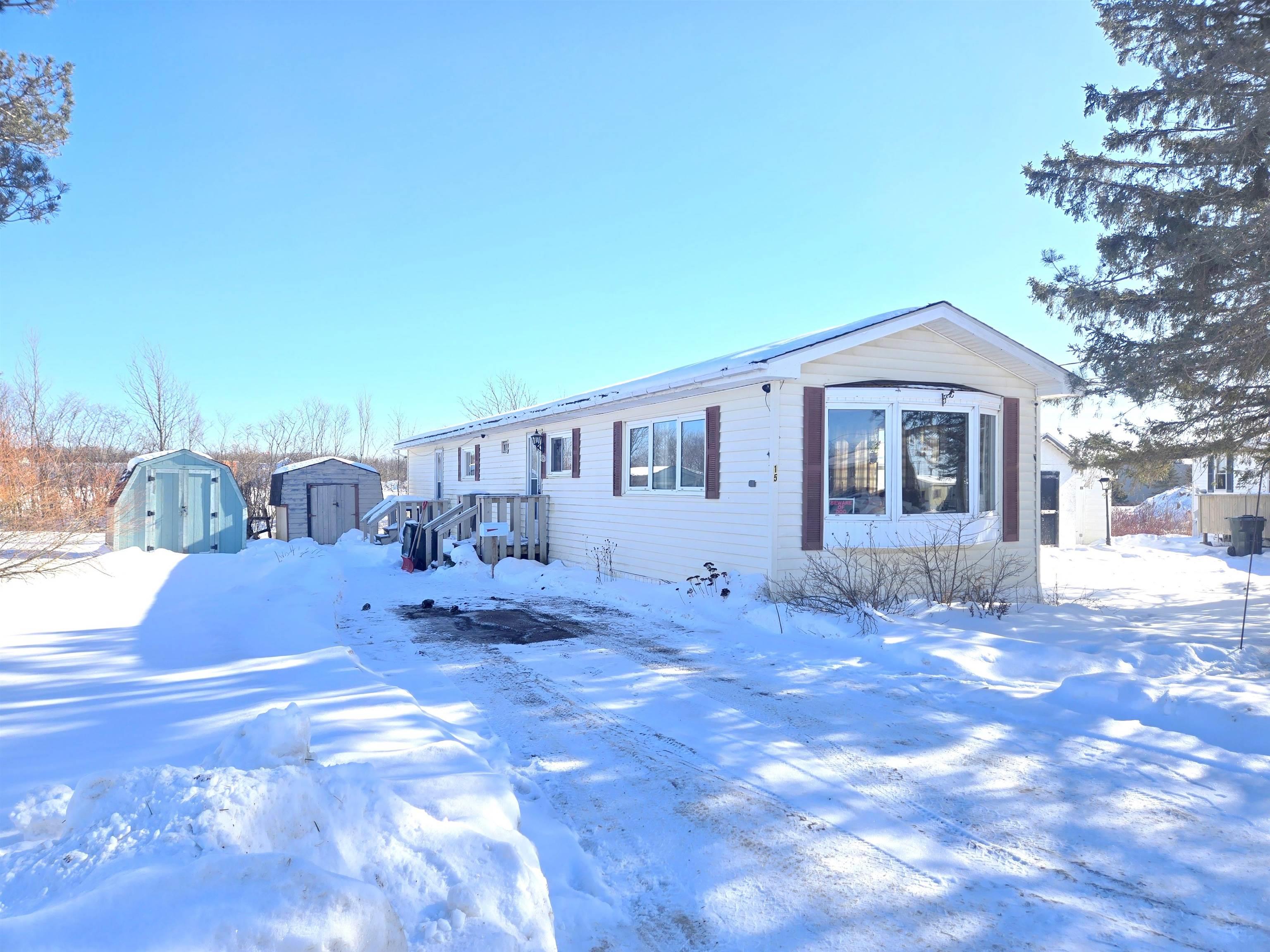 $37,900.00: 15 Lorne Crescent, Amherst