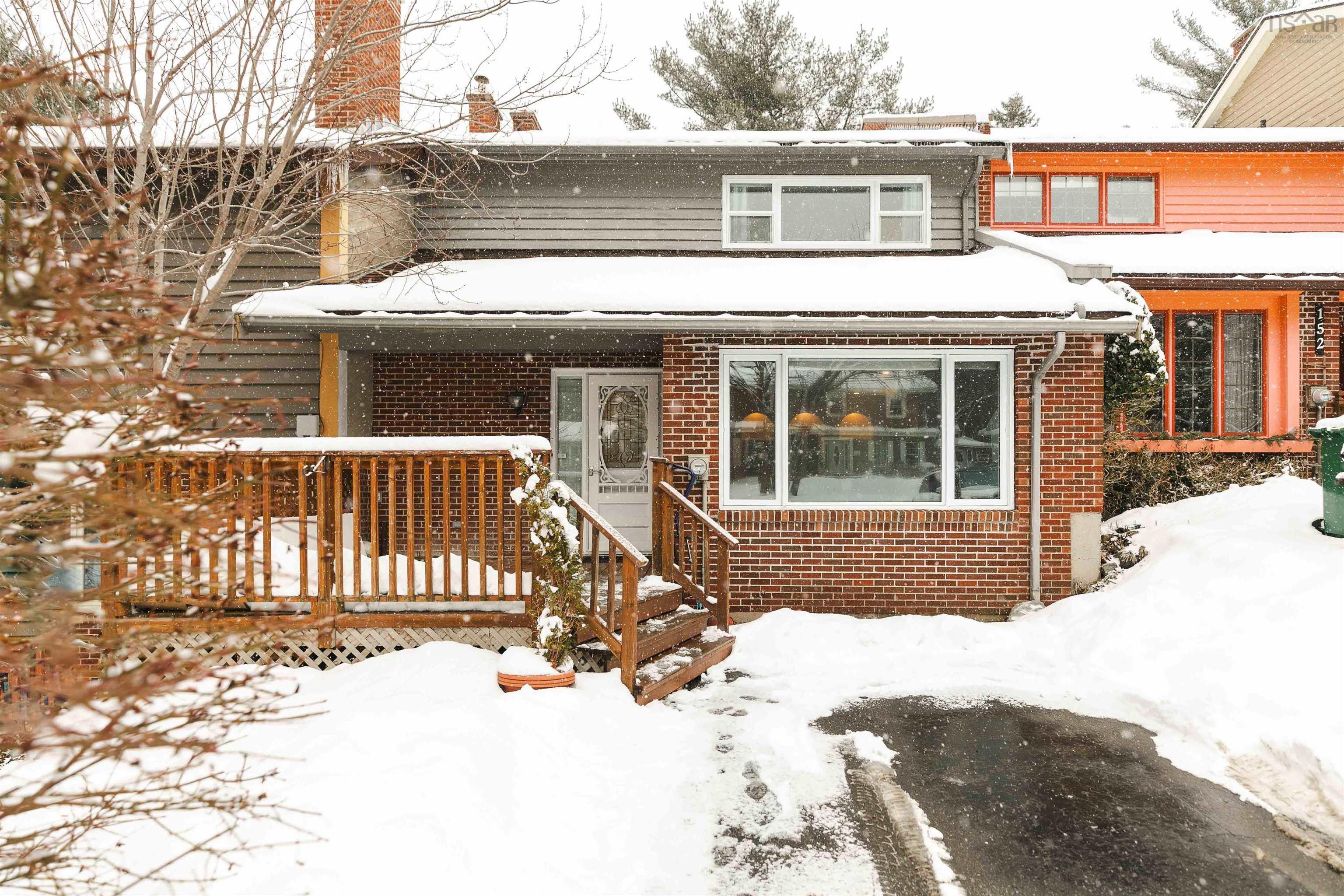 $589,900.00: 150 Millrun Crescent, Bedford