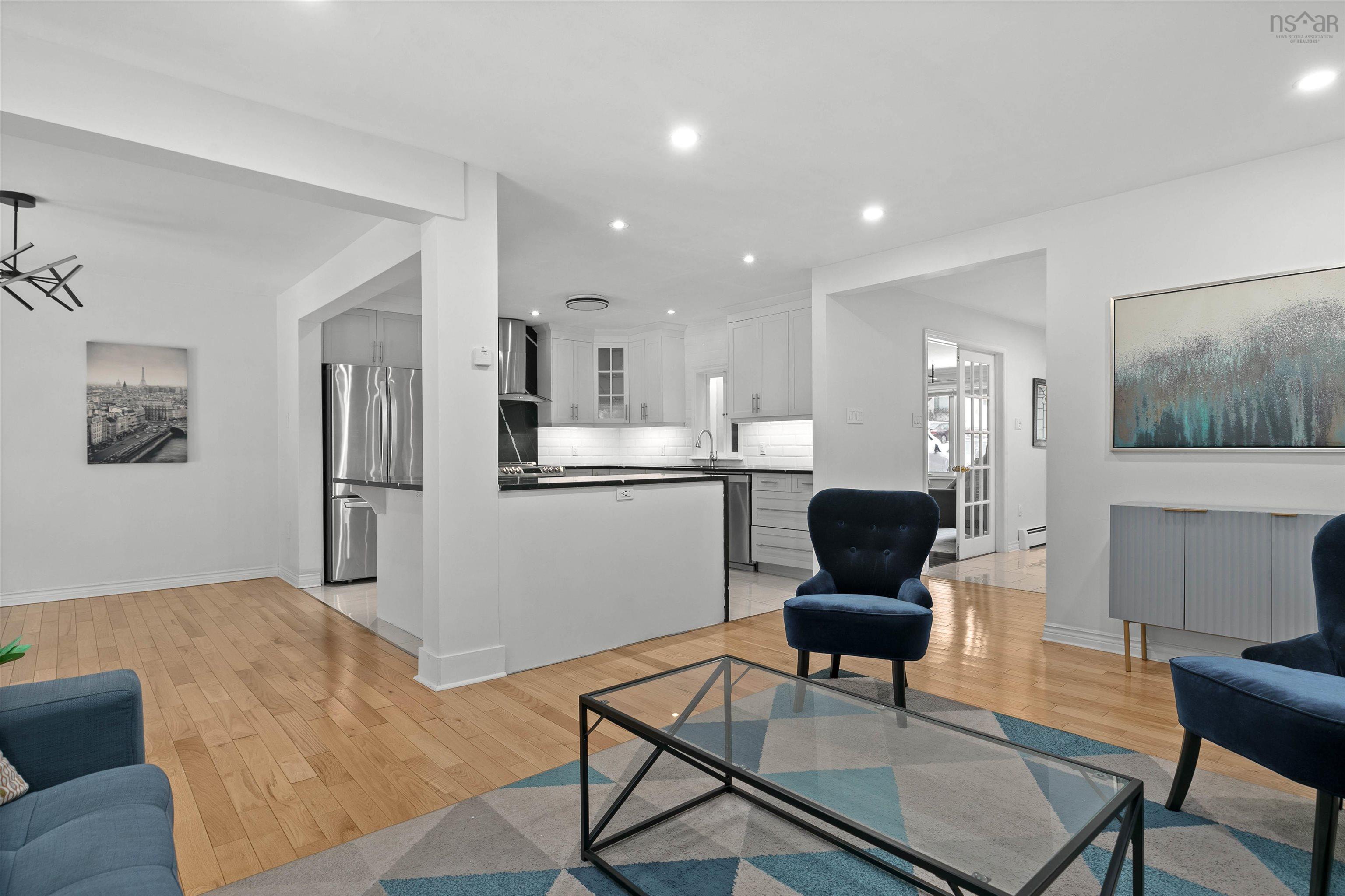 $589,900.00: 150 Millrun Crescent, Bedford