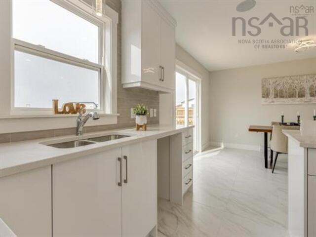 $714,900.00: Lot 2097 334 Higgins Avenue, Beechville