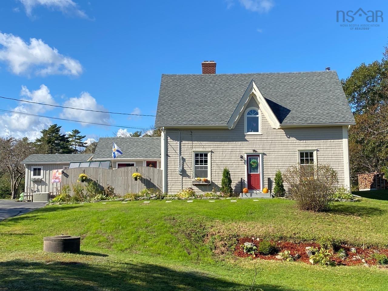 $450,000.00: 6381 Highway 3, Jordan Falls