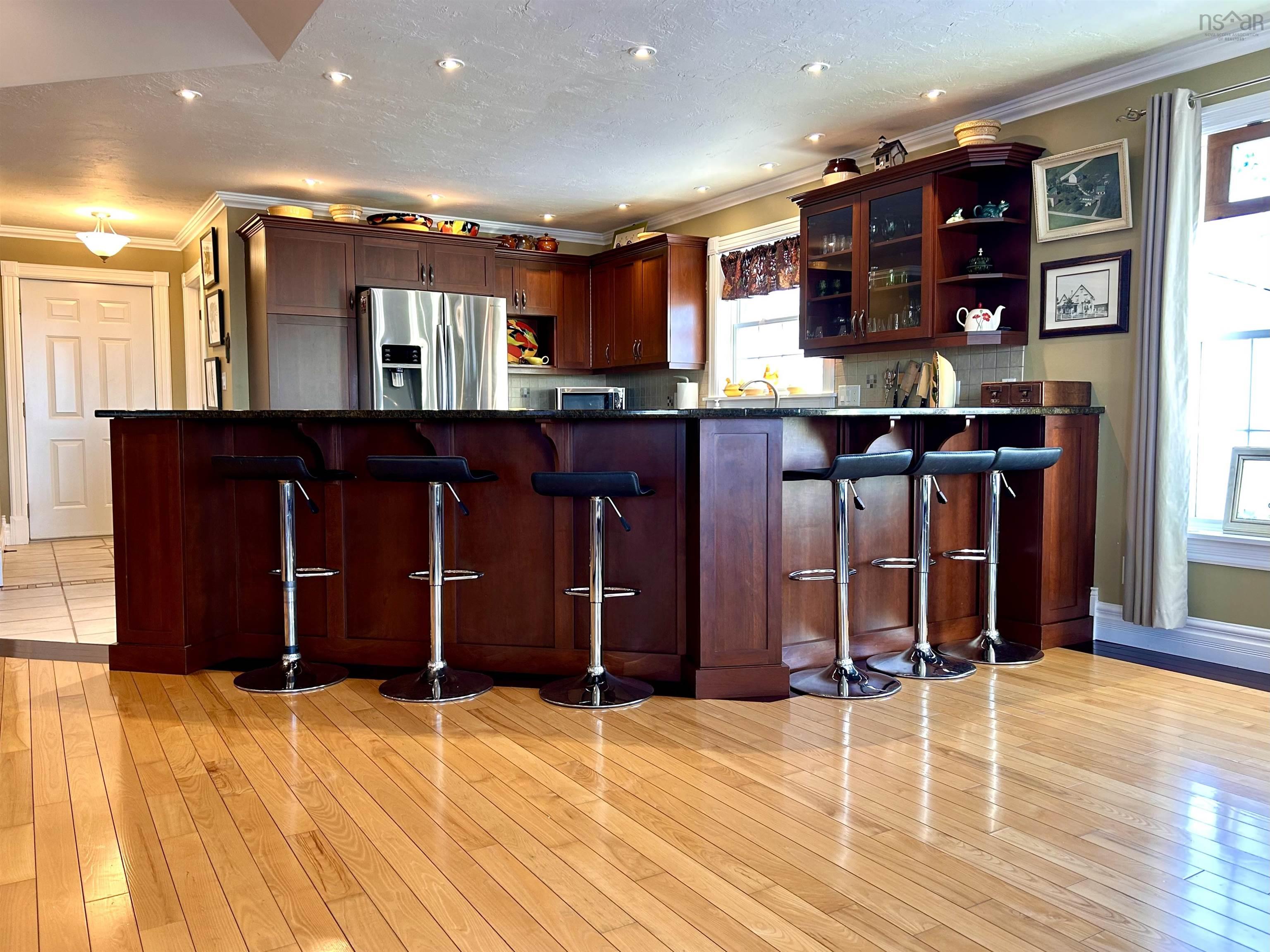 $599,900.00: 14 Marshview Drive, Amherst