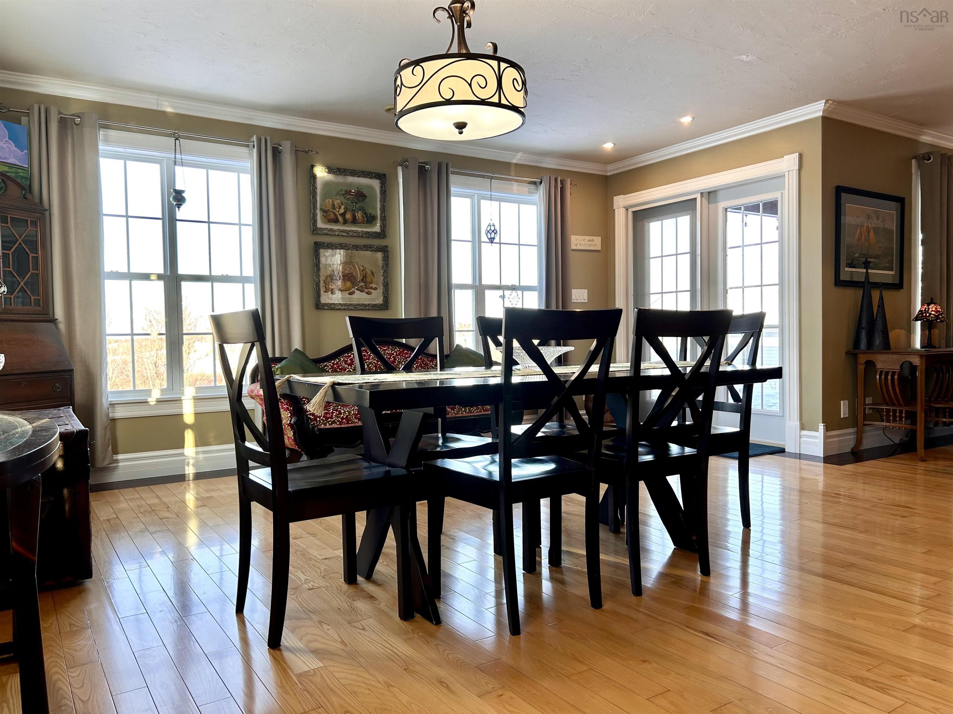 $599,900.00: 14 Marshview Drive, Amherst