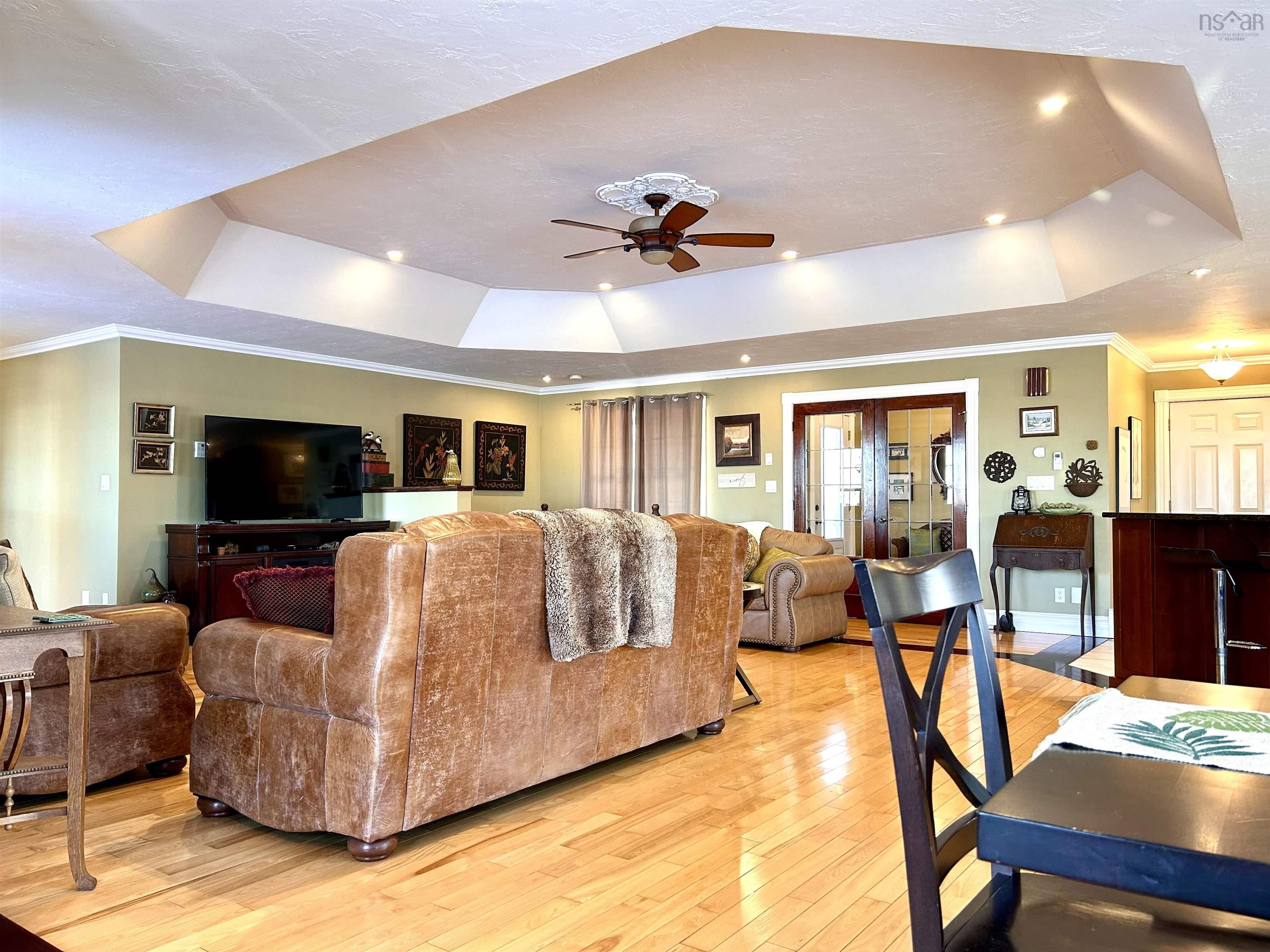 $599,900.00: 14 Marshview Drive, Amherst