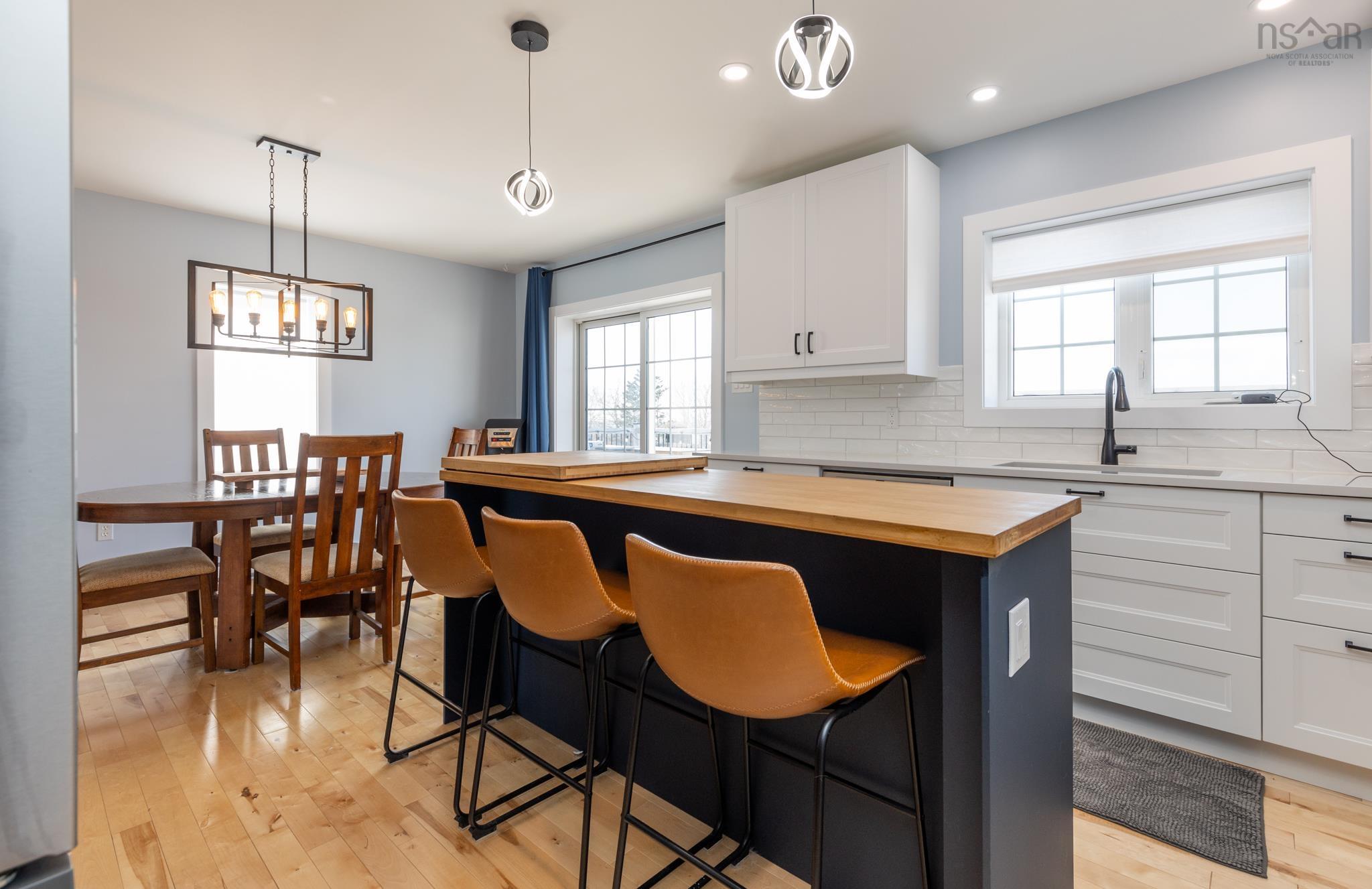 $409,000.00: 9 Breeze Drive, Yarmouth