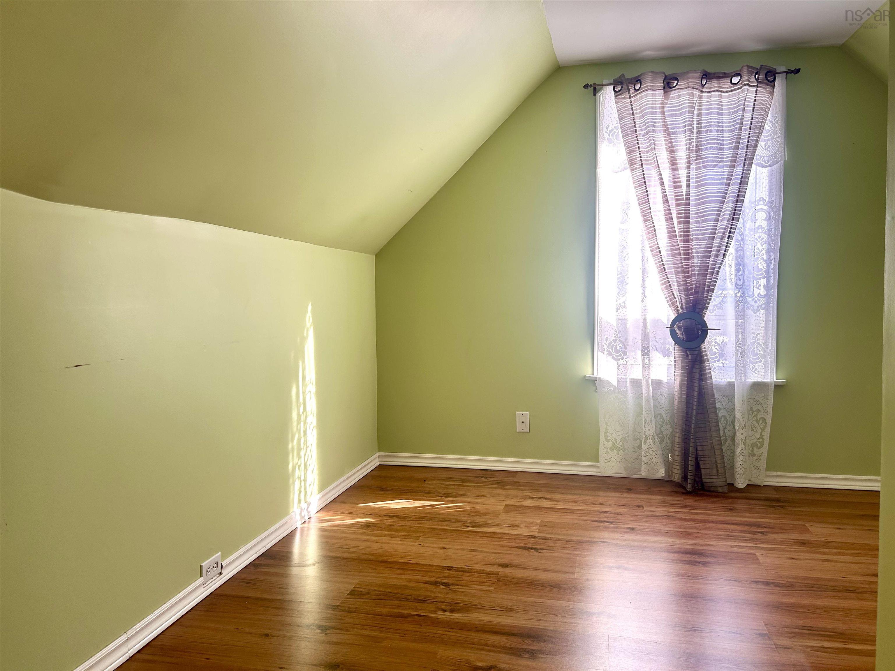 $169,900.00: 7 Cornwall Street, Amherst