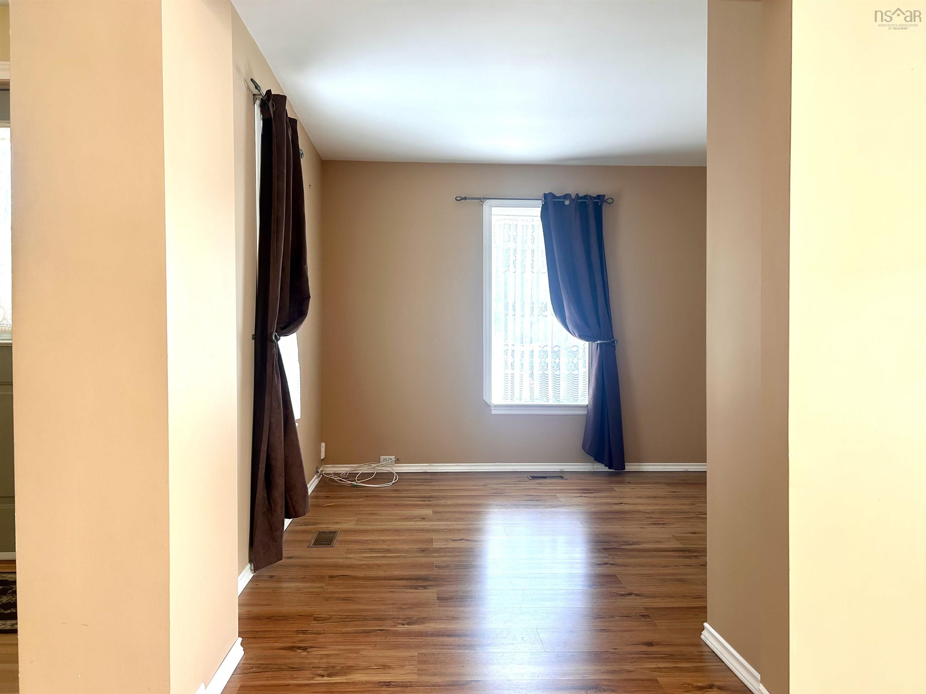 $169,900.00: 7 Cornwall Street, Amherst