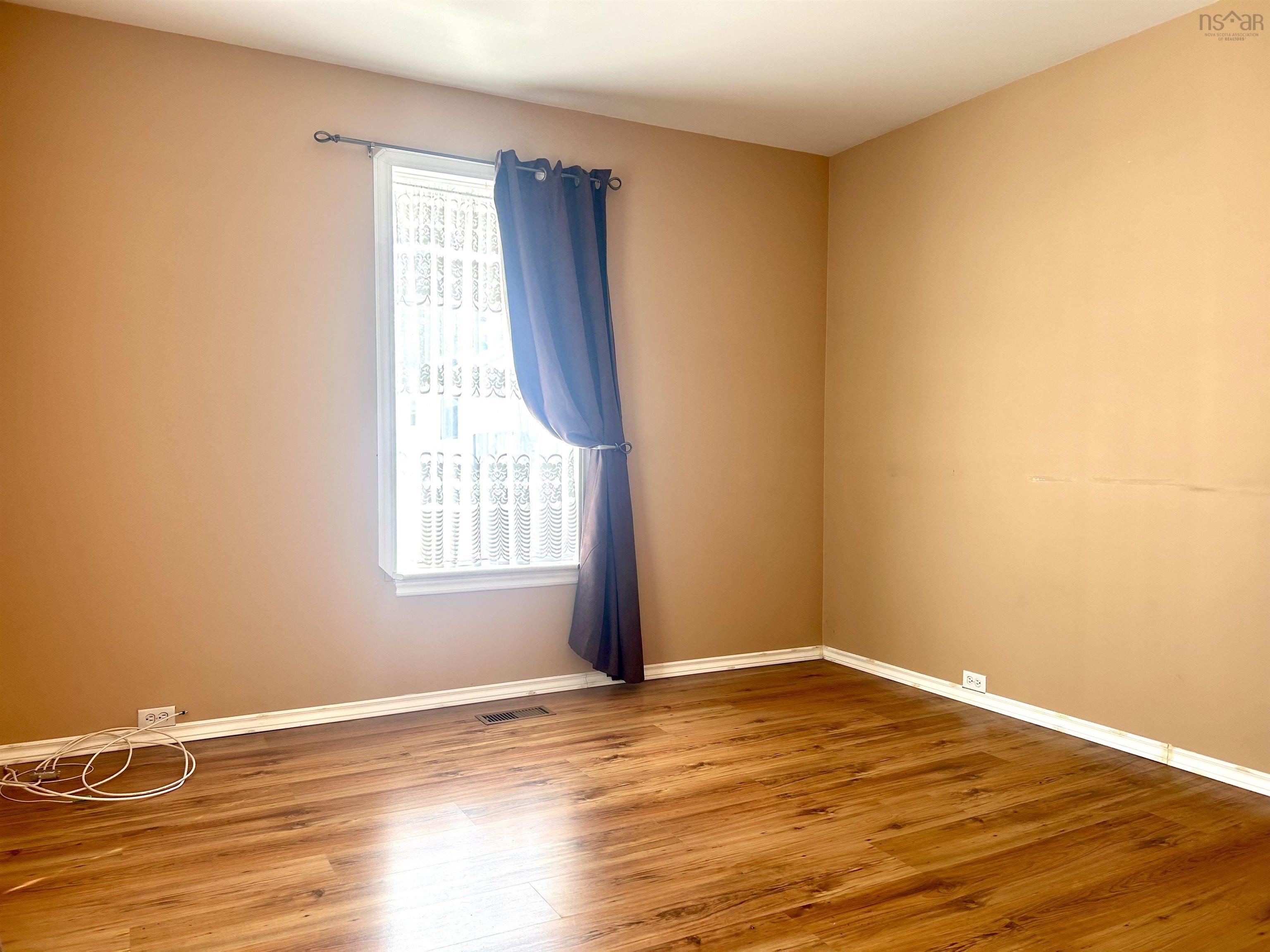 $169,900.00: 7 Cornwall Street, Amherst
