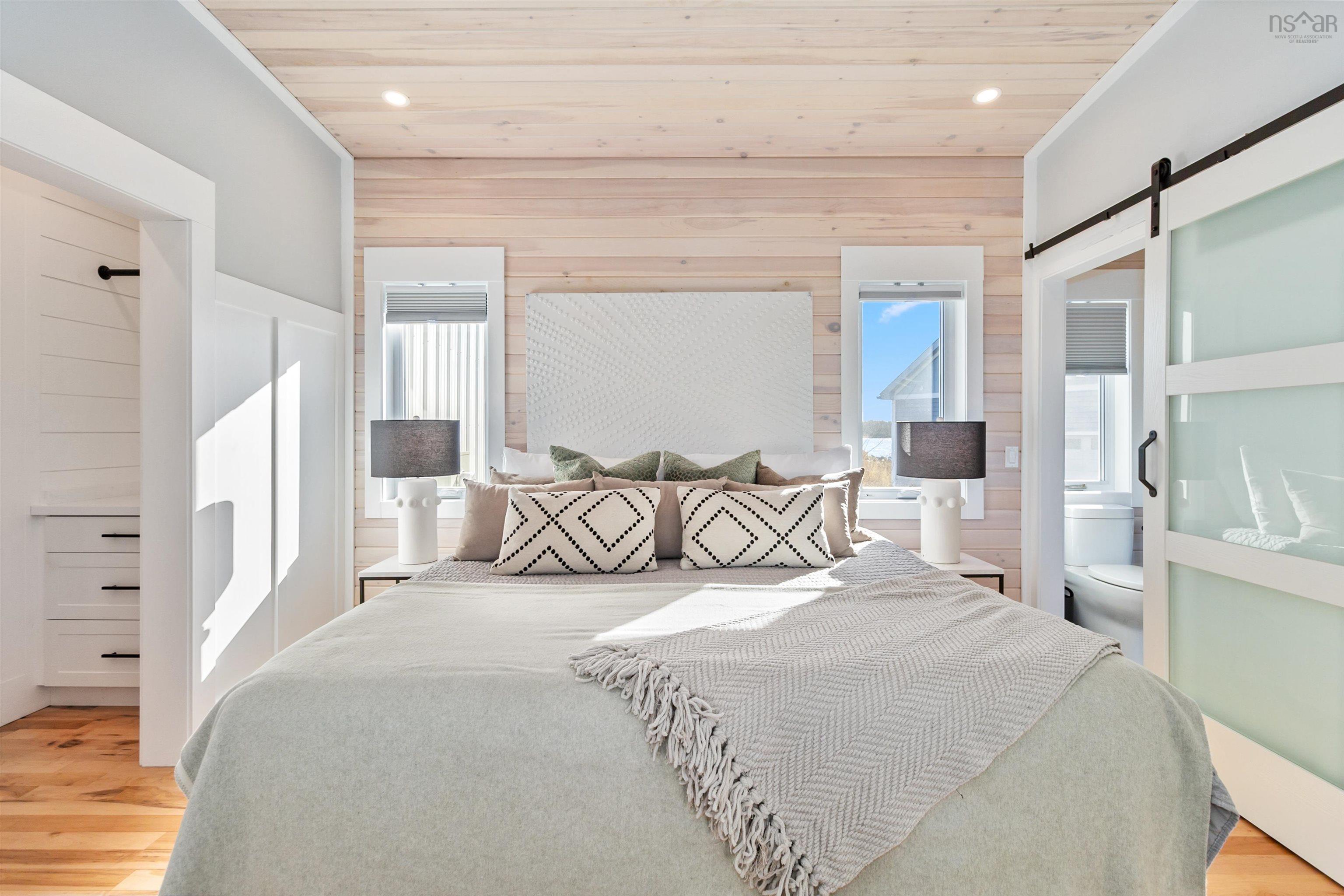 $959,000.00: 2 693 Masons Beach Road, First South