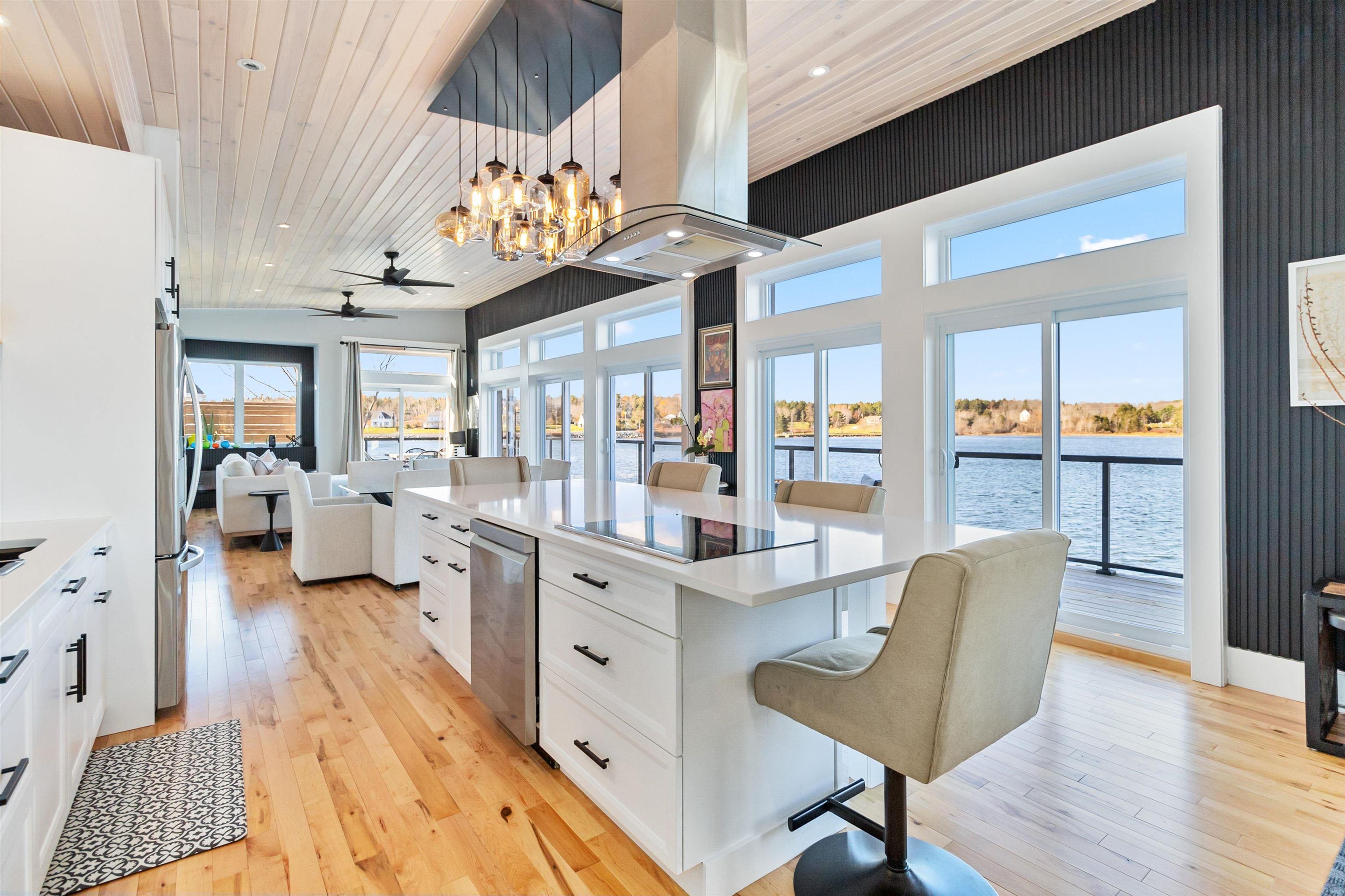 $959,000.00: 2 693 Masons Beach Road, First South
