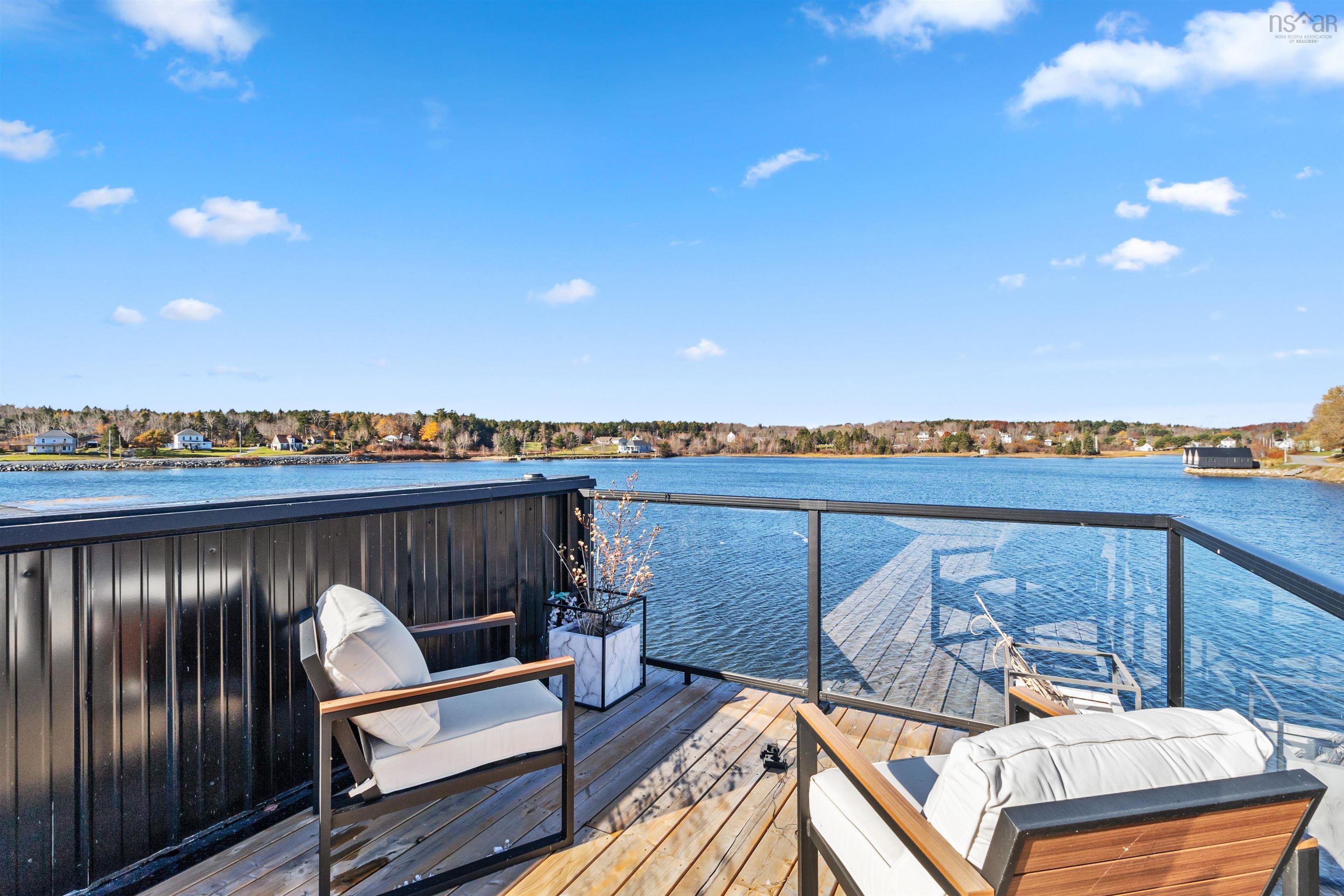 $959,000.00: 2 693 Masons Beach Road, First South