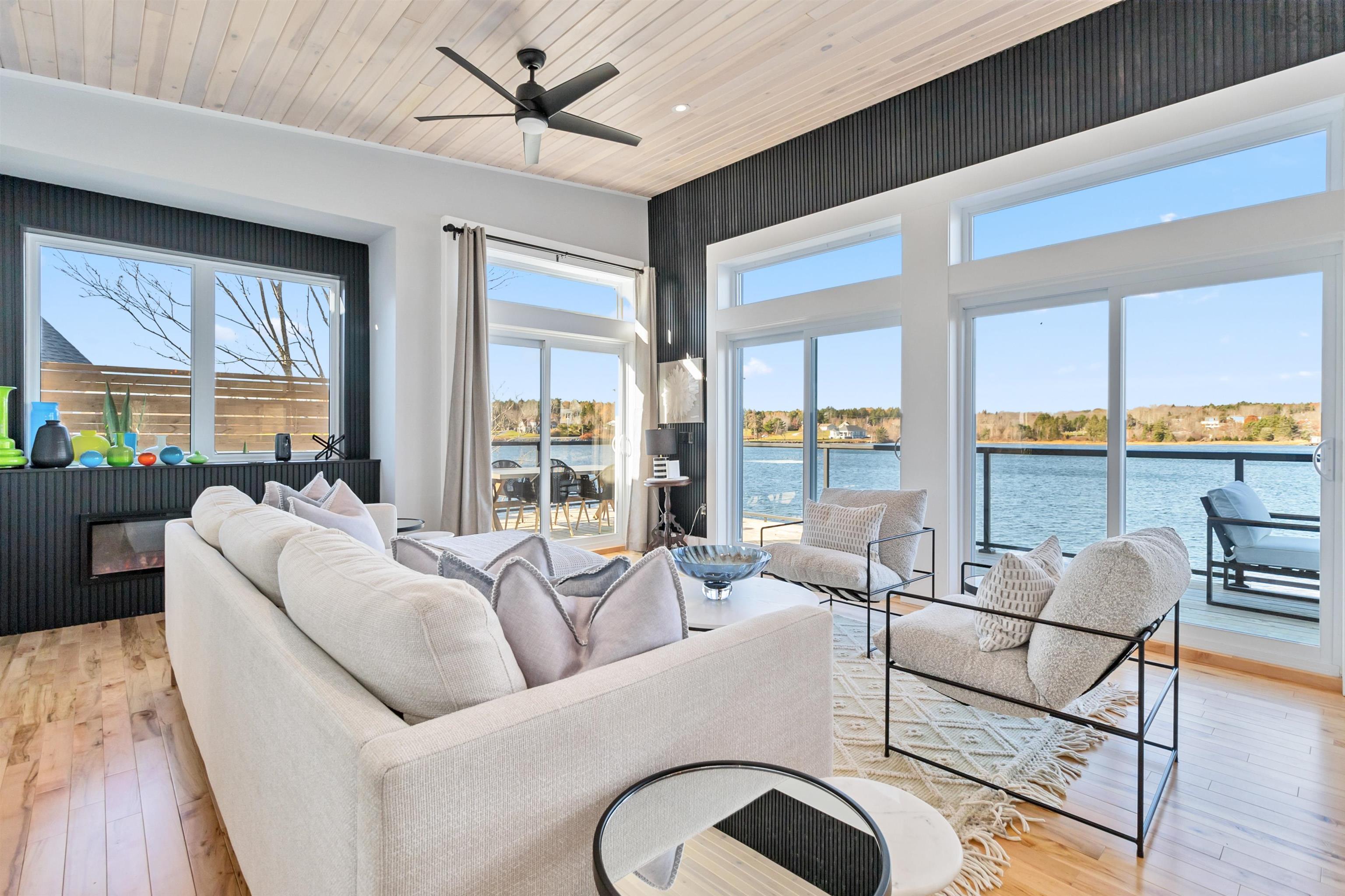 $959,000.00: 2 693 Masons Beach Road, First South