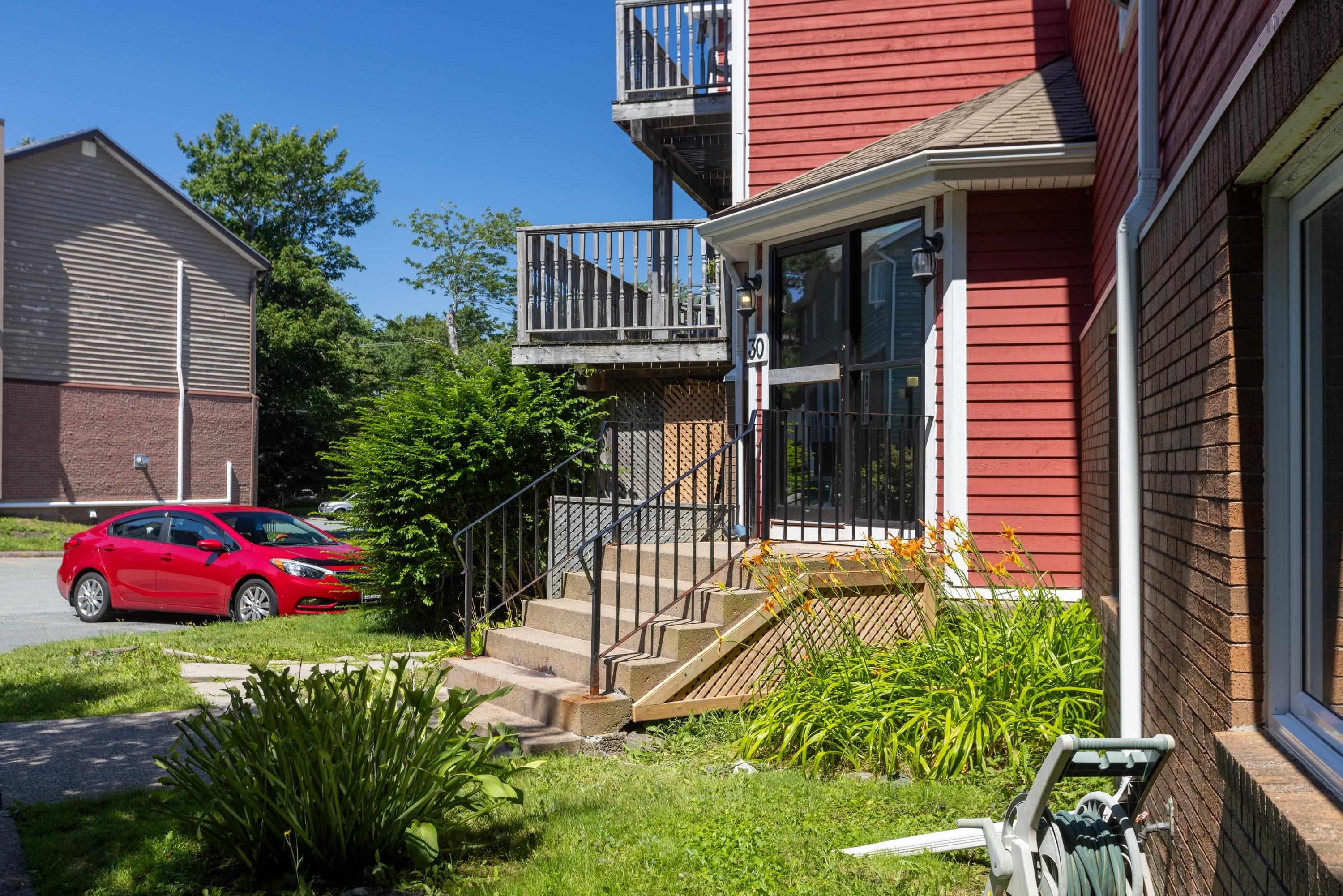 $329,900.00: 302 30 Attenborough Court, Halifax
