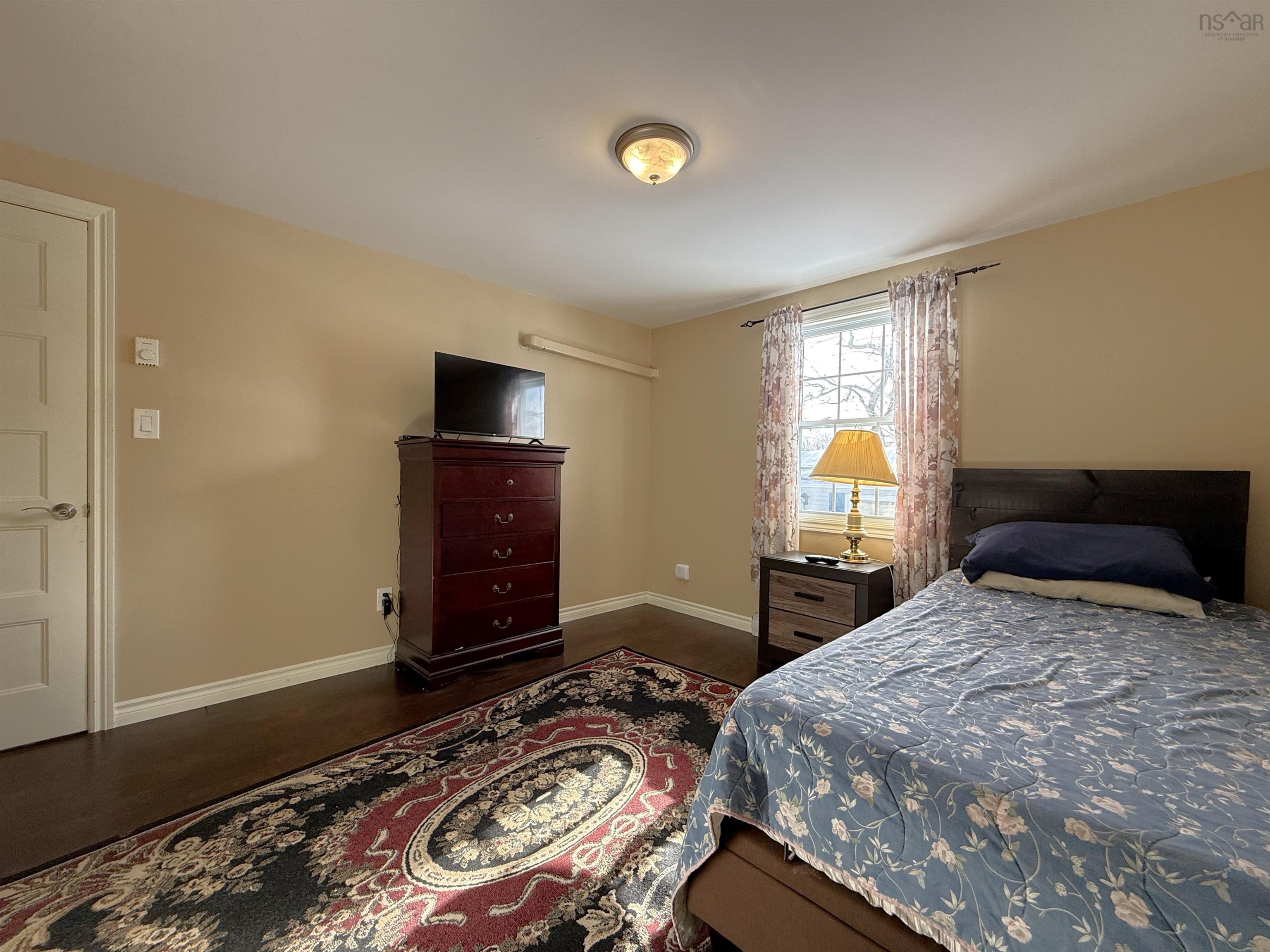 $194,900.00: 290 SEASONS DRIVE, Bridgewater