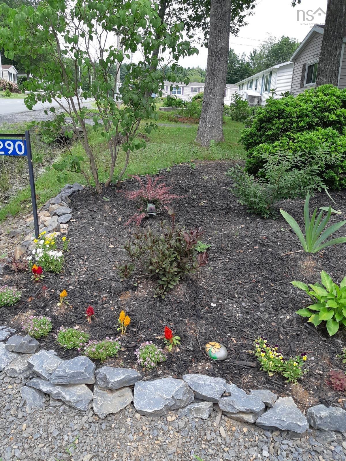 $194,900.00: 290 SEASONS DRIVE, Bridgewater