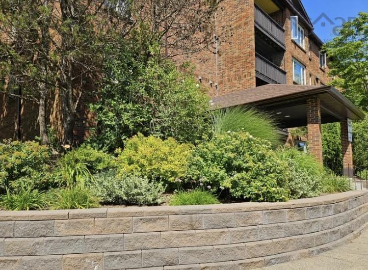 $369,500.00: Unit 207 64 Cumberland Drive, Dartmouth