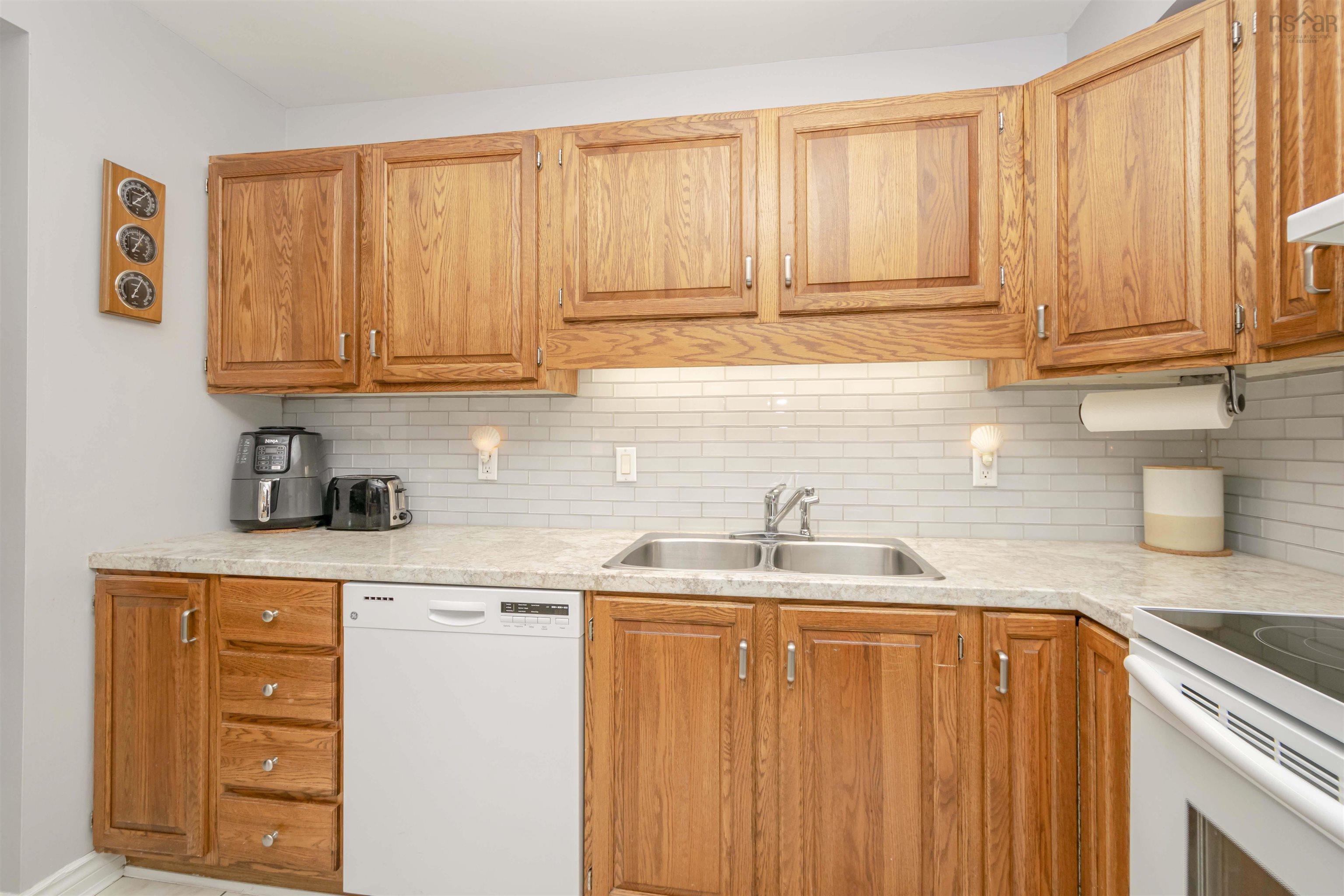 $369,500.00: Unit 207 64 Cumberland Drive, Dartmouth
