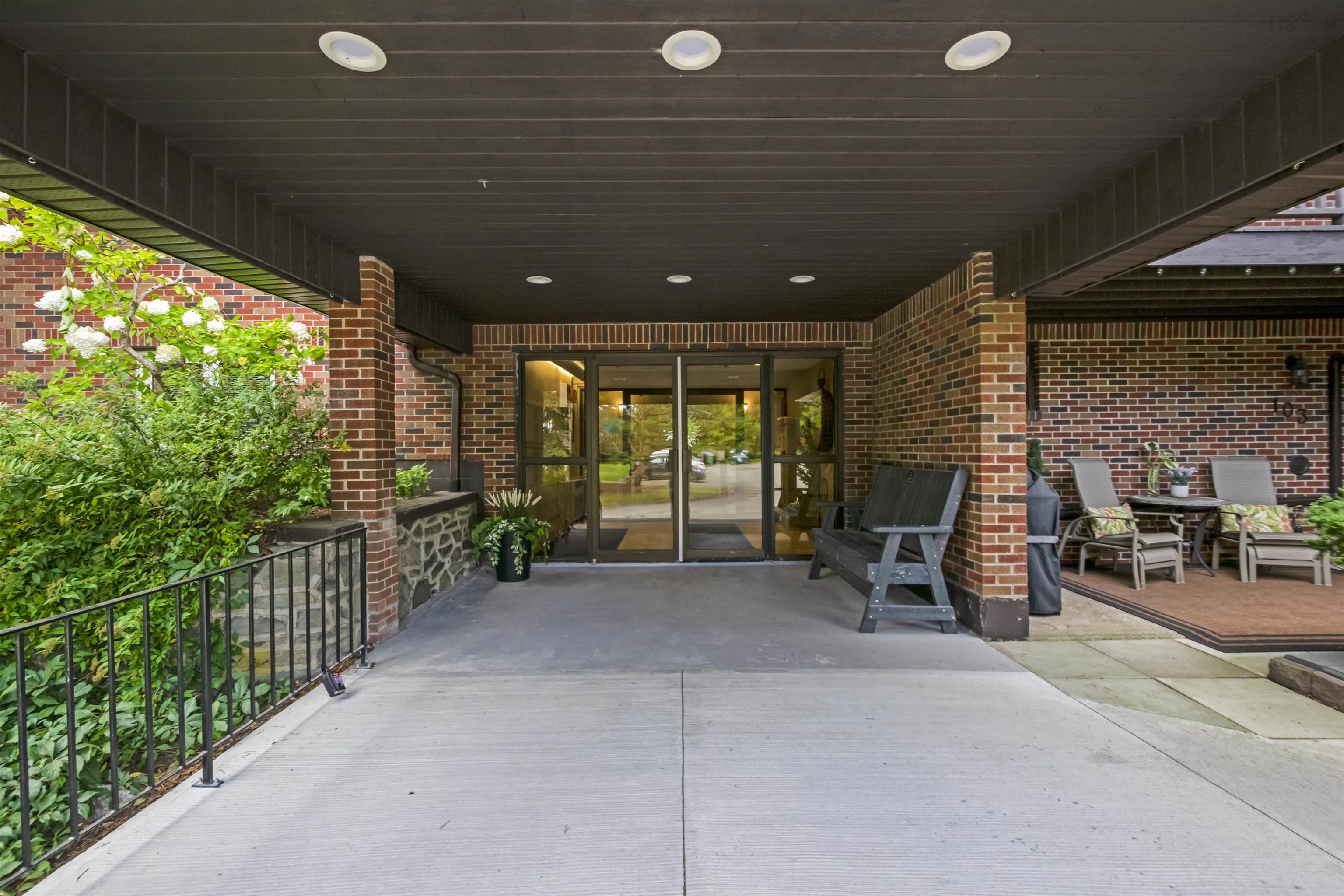 $369,500.00: Unit 207 64 Cumberland Drive, Dartmouth
