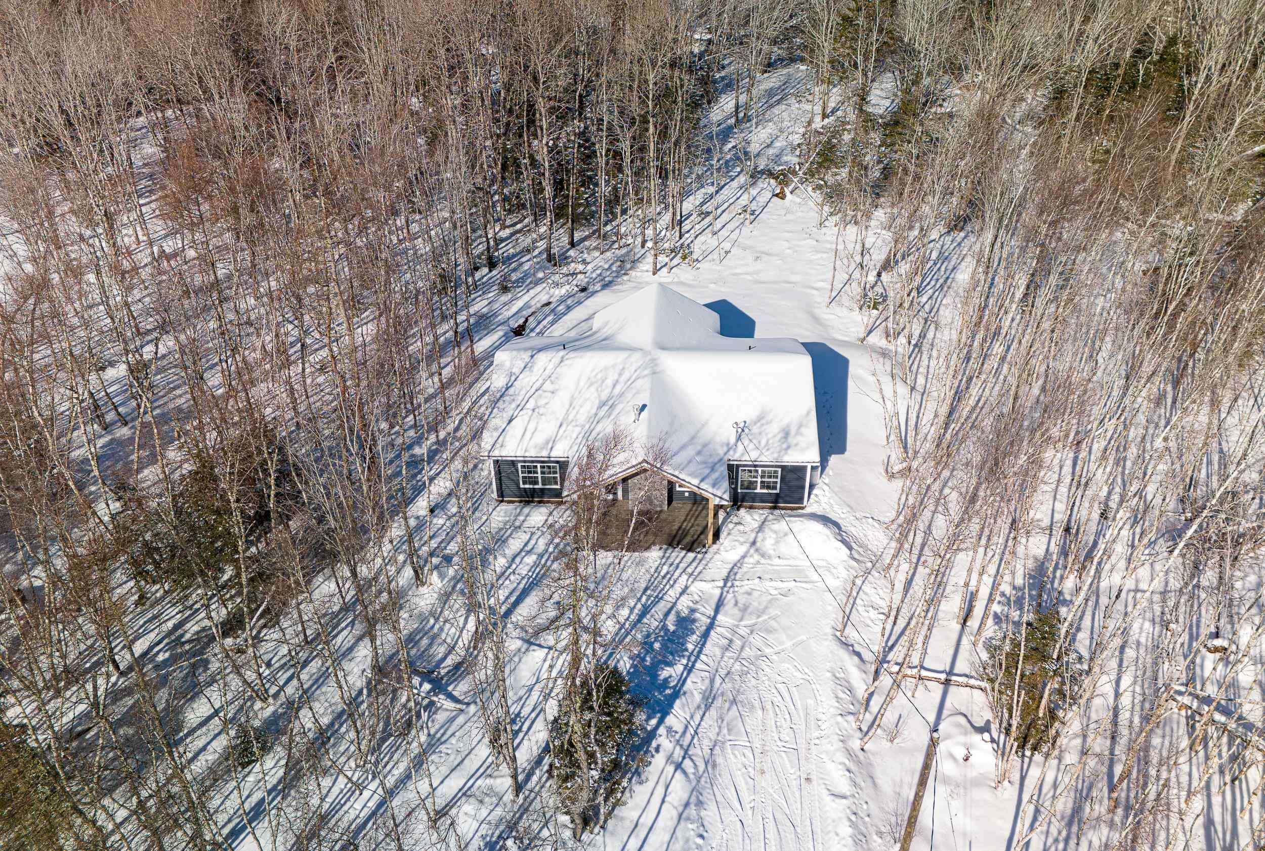 $399,900.00: 5915 Wentworth Collingwood Road, Wentworth