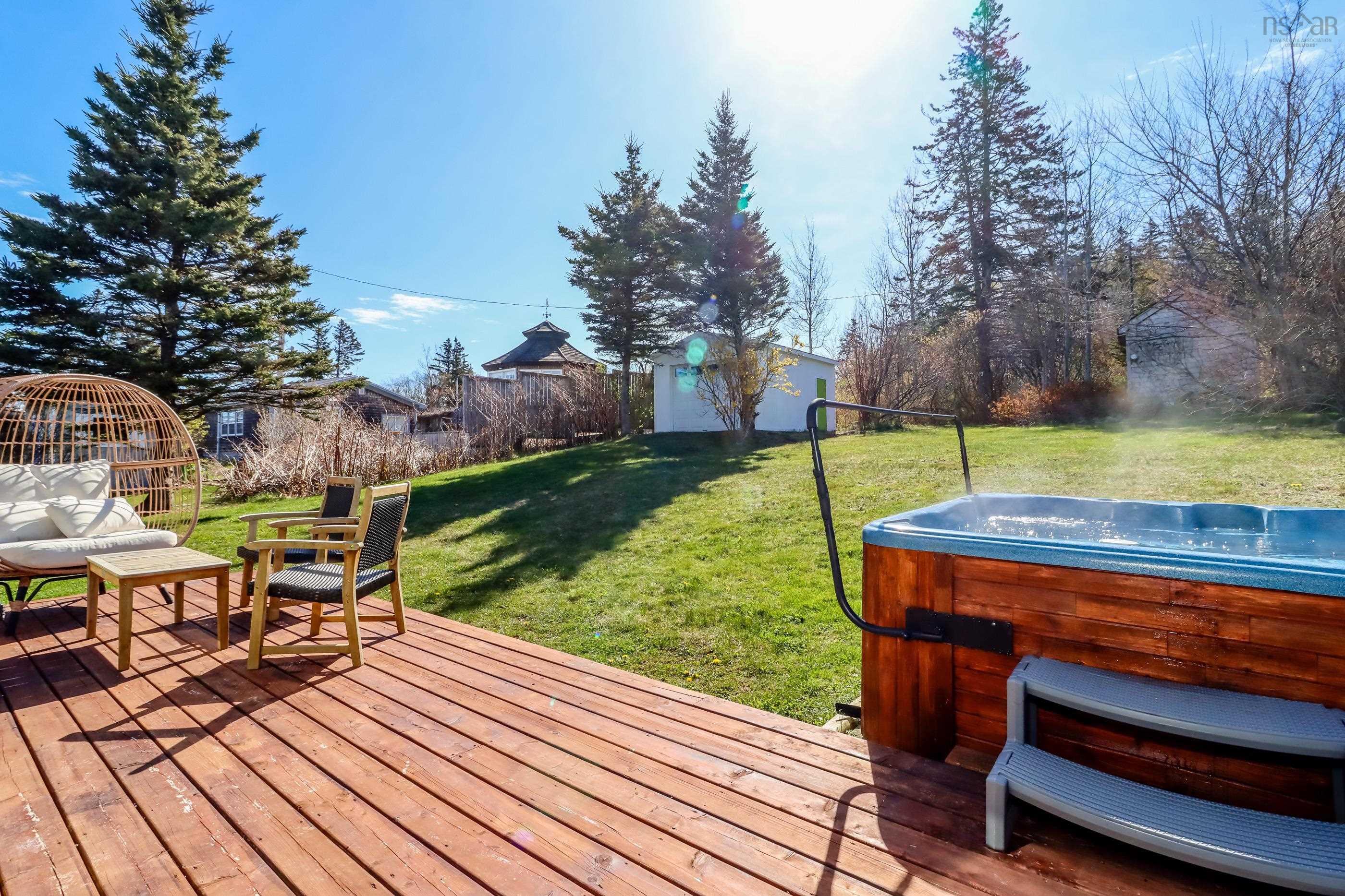 $335,000.00: 20 Cove Road, Halls Harbour