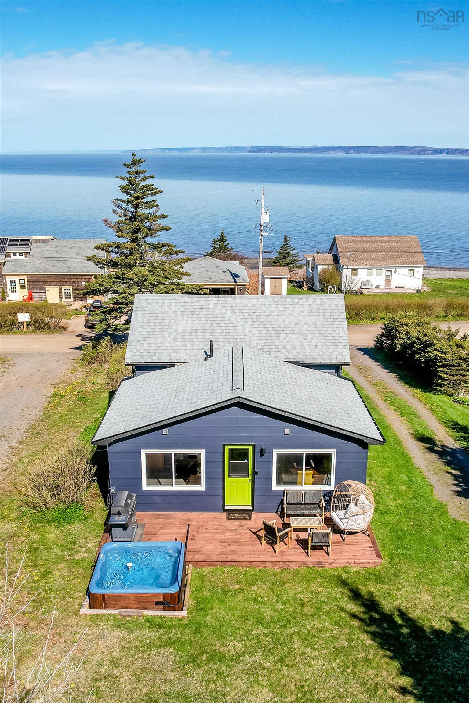 $335,000.00: 20 Cove Road, Halls Harbour