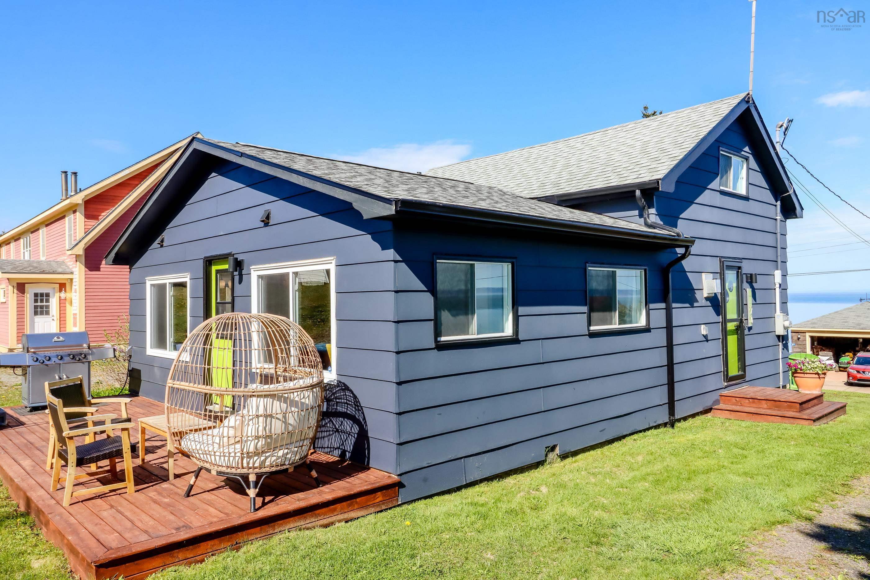 $335,000.00: 20 Cove Road, Halls Harbour