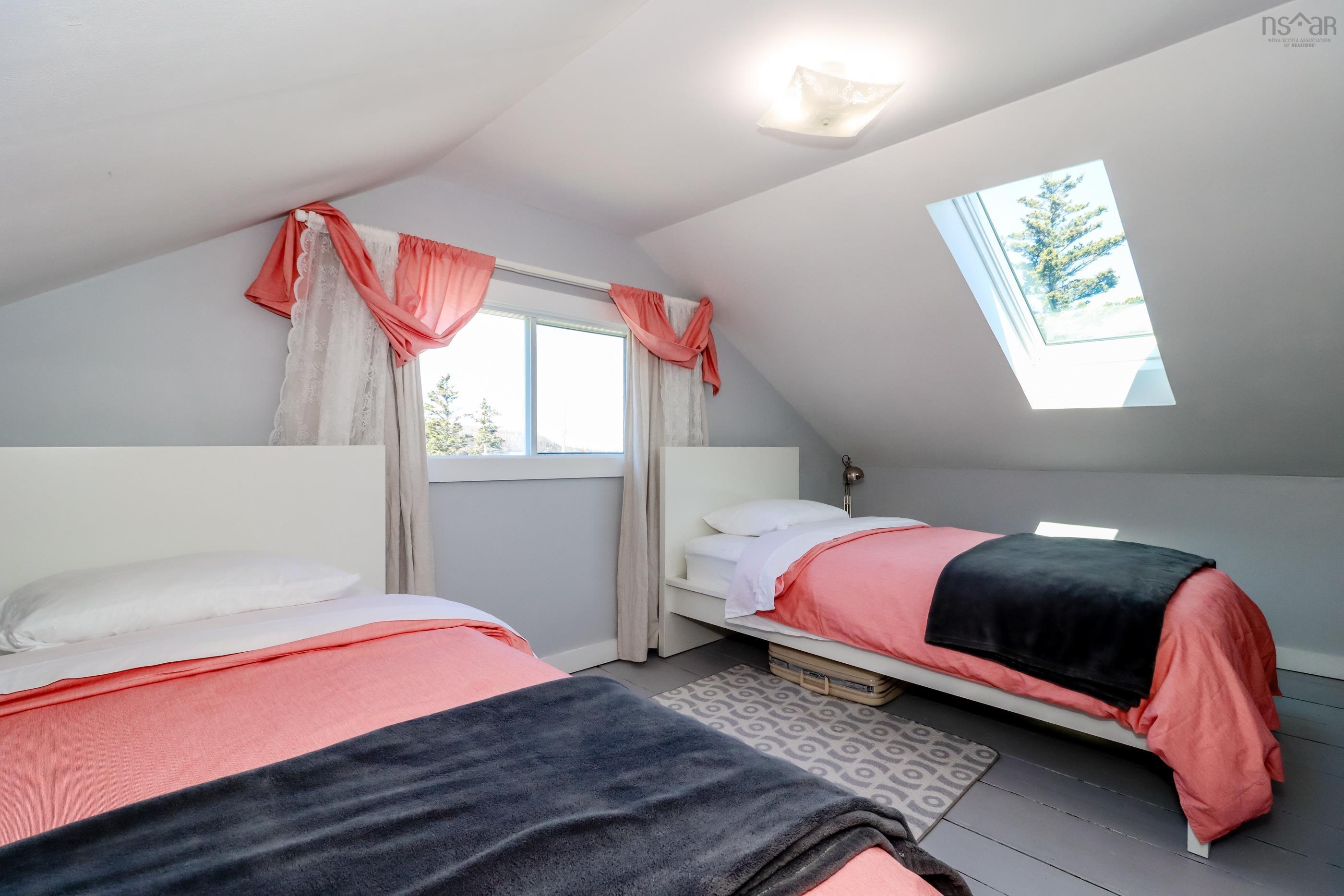 $335,000.00: 20 Cove Road, Halls Harbour