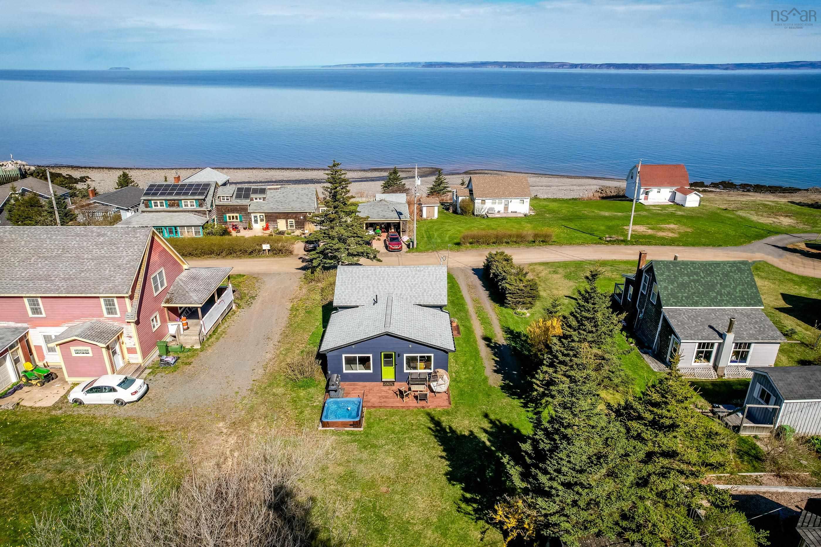 $335,000.00: 20 Cove Road, Halls Harbour